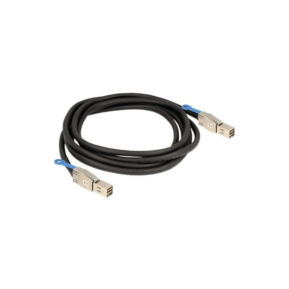 Cavo nero con due connettori, elementi blu, arricciati su sfondo bianco, un cavo per computer.