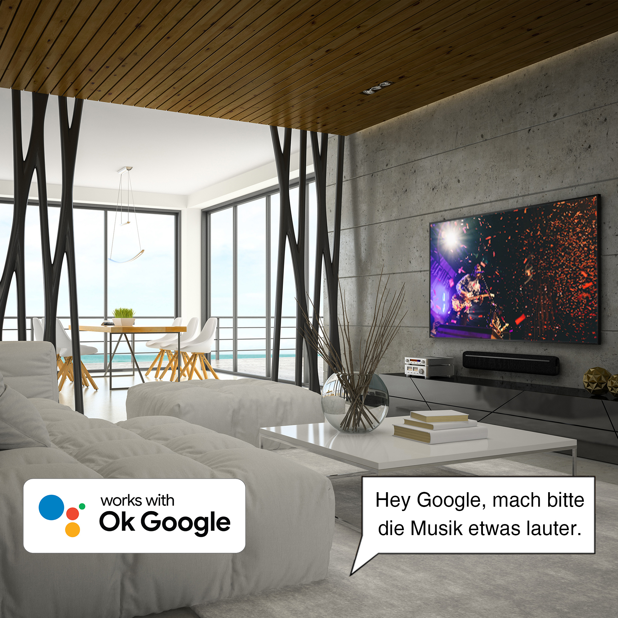 Wohnzimmer mit Fernseher an der Wand. Ein Sofa im Vordergrund. Eine Sprechblase sagt: 'Hey Google, mach die Musik lauter'.
