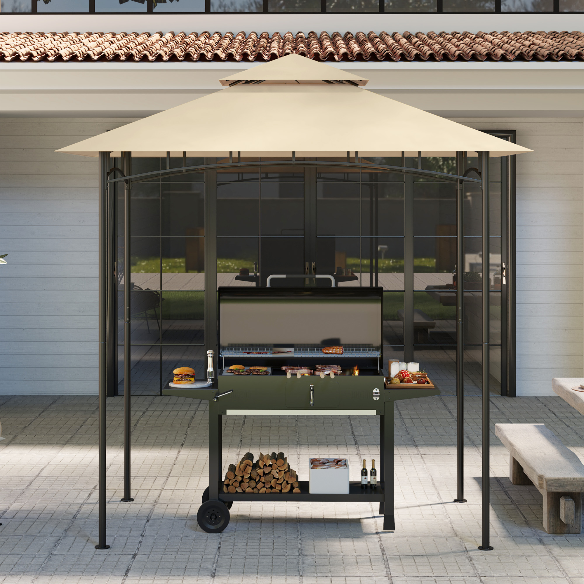 Ein Grill unter einem beigen Baldachin auf einer Terrasse. Daneben Vorräte und Holz.