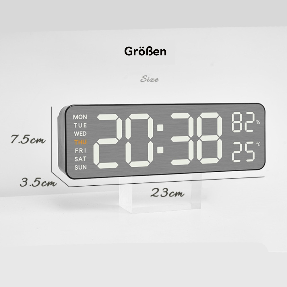 Digitaluhr zeigt 20:38 und Datum. Größe ist 23x7,5x3,5cm. Text oben: 'Größen' und 'Size'.