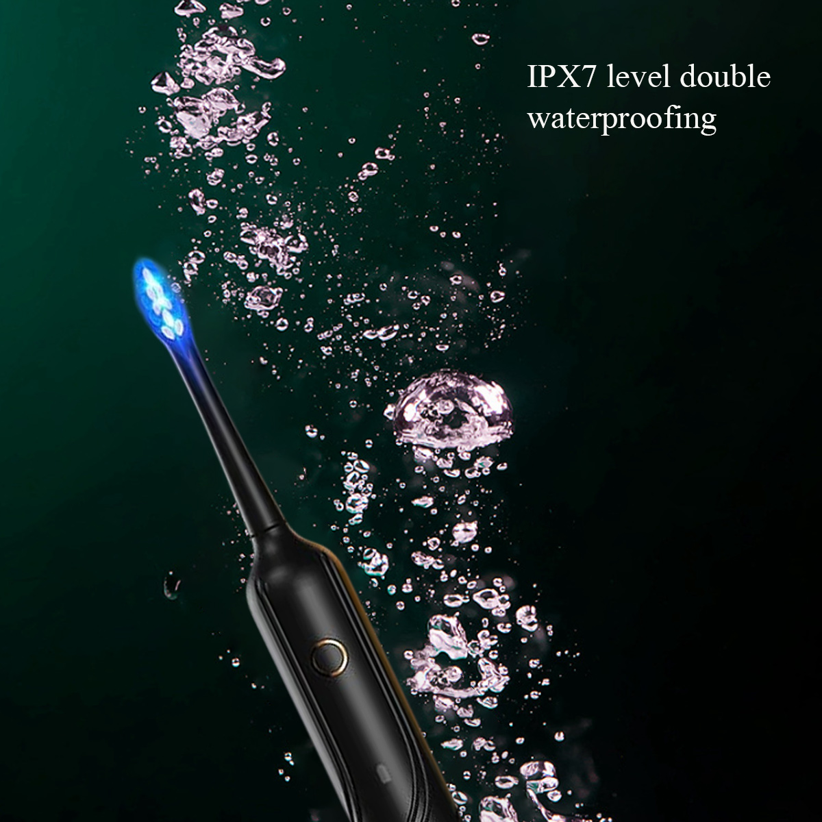 Schwarze elektrische Zahnbürste in Wasser getaucht, mit blauem Licht. Text: IPX7-Pegel doppelte Wasserdichtigkeit.