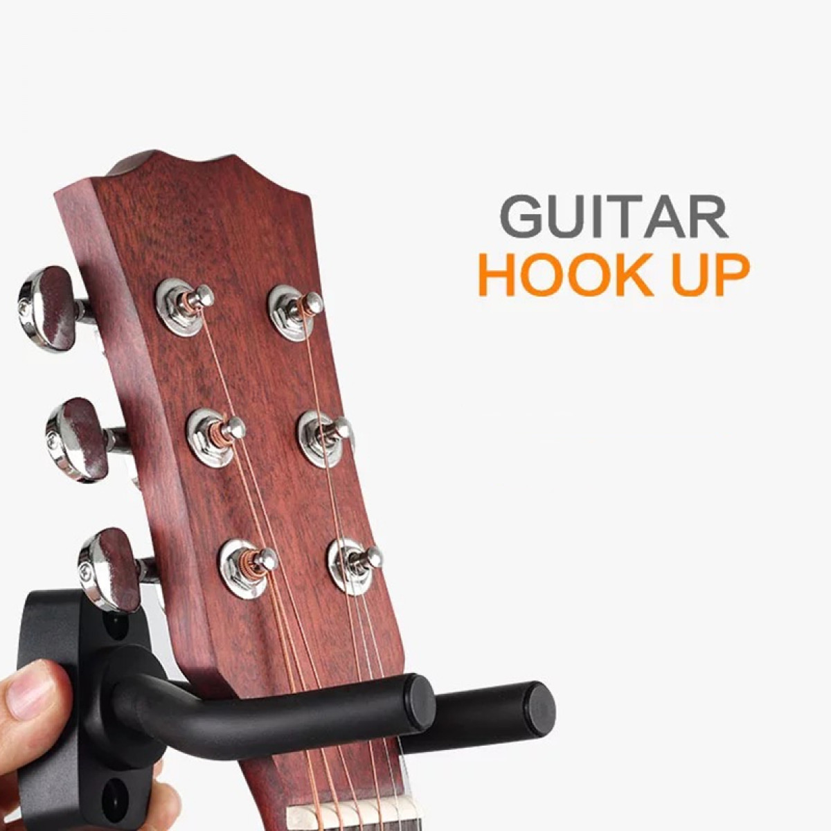 Tête de guitare montée sur un support mural noir avec les mots 'GUITAR HOOK UP'.