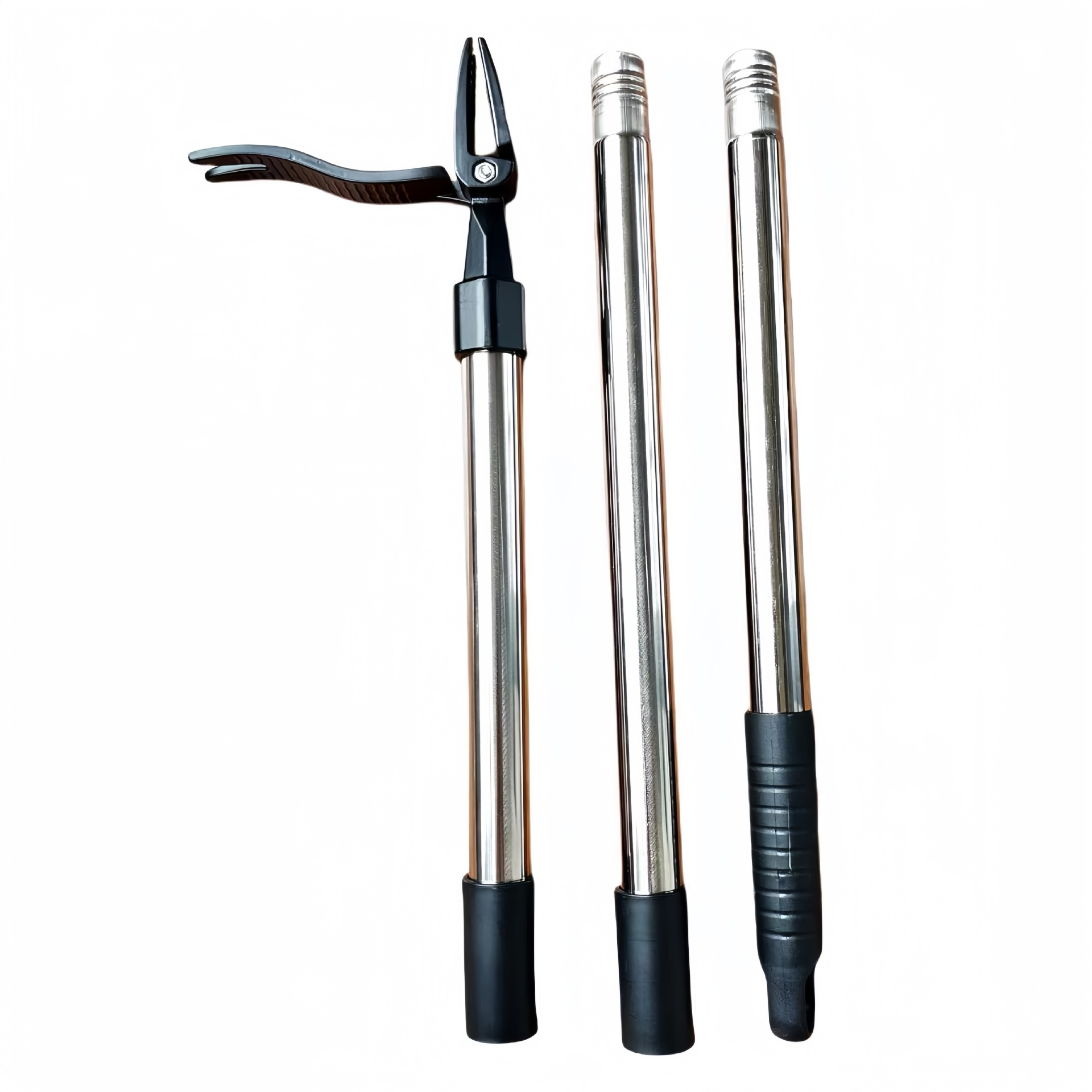 Metalowe i czarne narzędzie do usuwania chwastów z oddzielnymi częściami na białym tle.