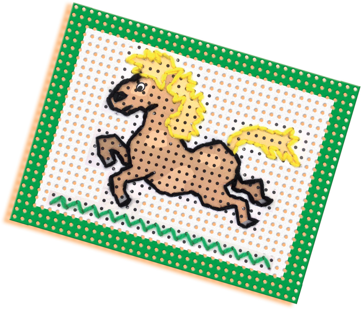 Brązowy koń z żółtą grzywą i ogonem skaczący na białym tle w kropki z zieloną obwódką.