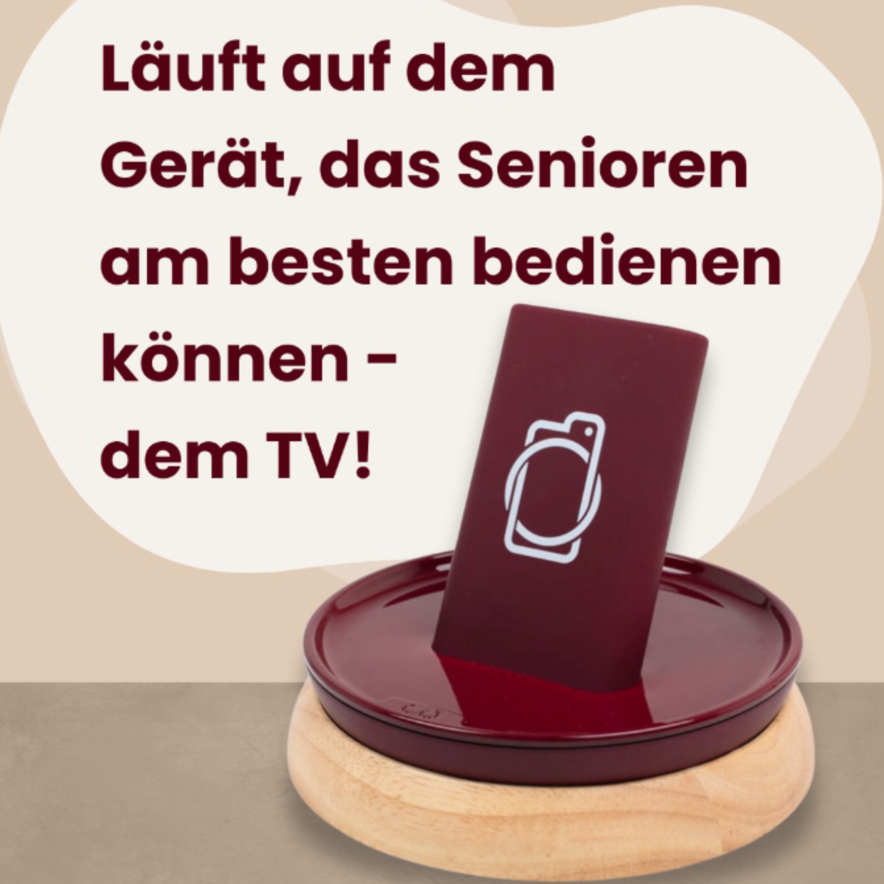 Eine Karte in einem Halter auf einem Tablett. Text: Läuft auf dem Gerät, das Senioren am besten bedienen können - dem TV!