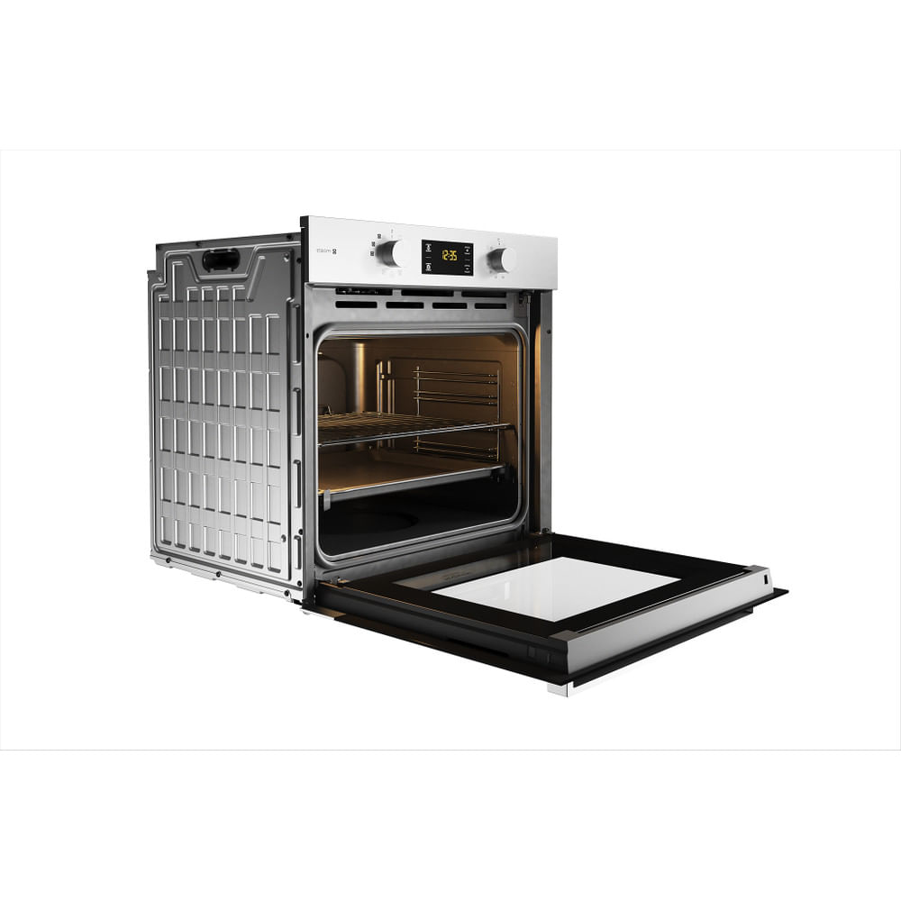 Un forno con la porta aperta, che rivela l'interno con ripiani.