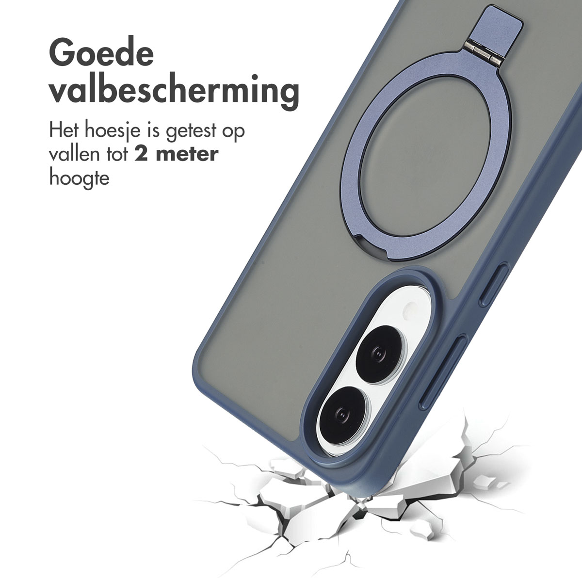 Coque de téléphone posée sur une surface. Texte: Goede valbescherming. Coque grise et bleue.