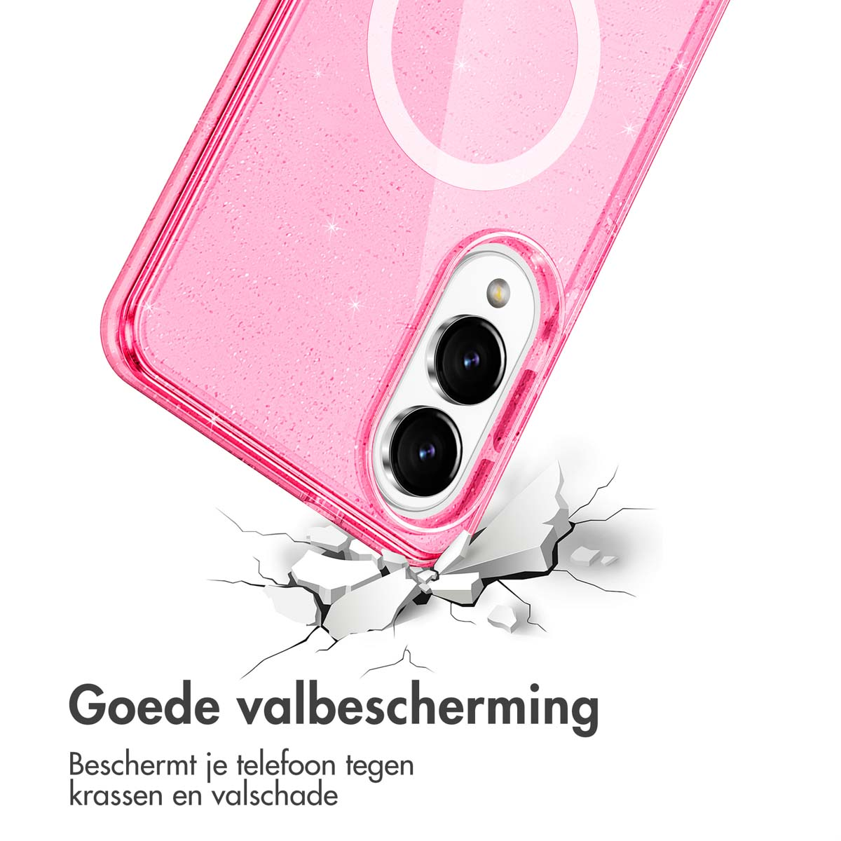 Coque de téléphone rose à paillettes tombant sur une surface, des fissures apparaissent.