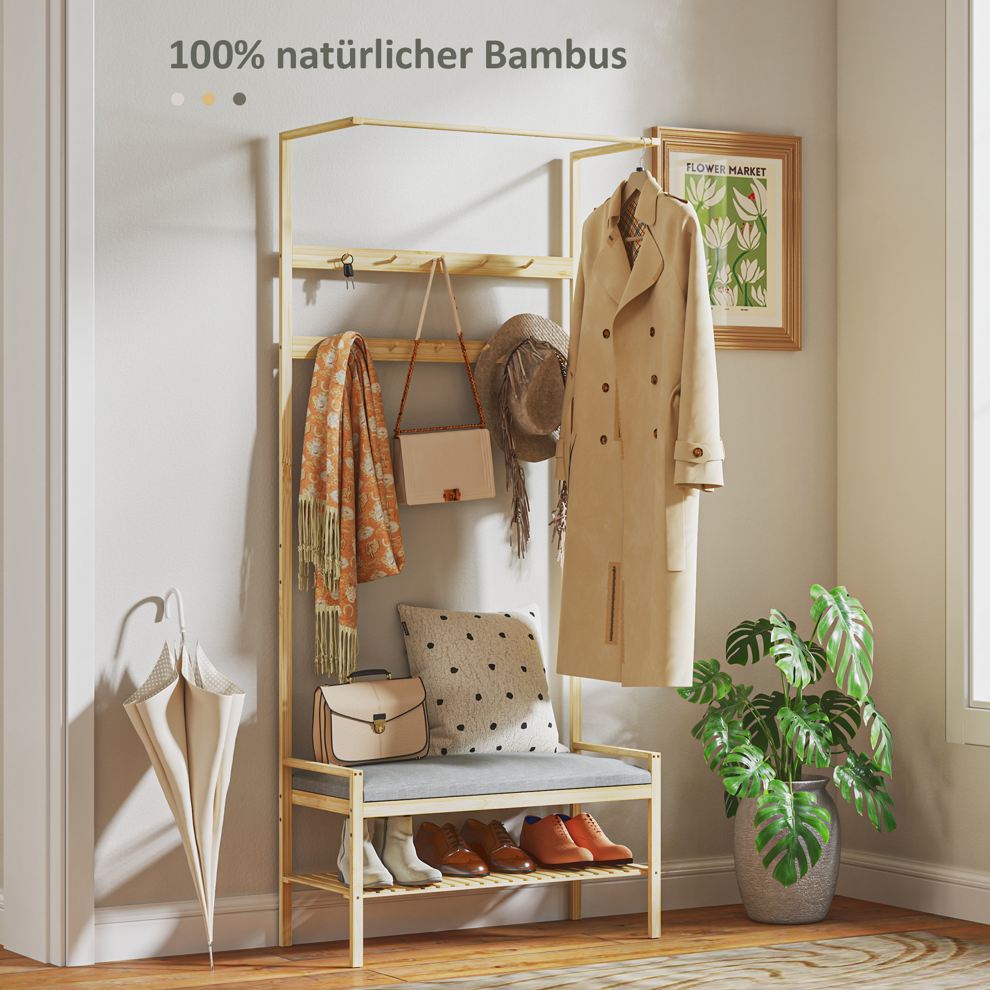 Eingangsbereich mit Garderobe, Bank und Dekorationsartikeln.