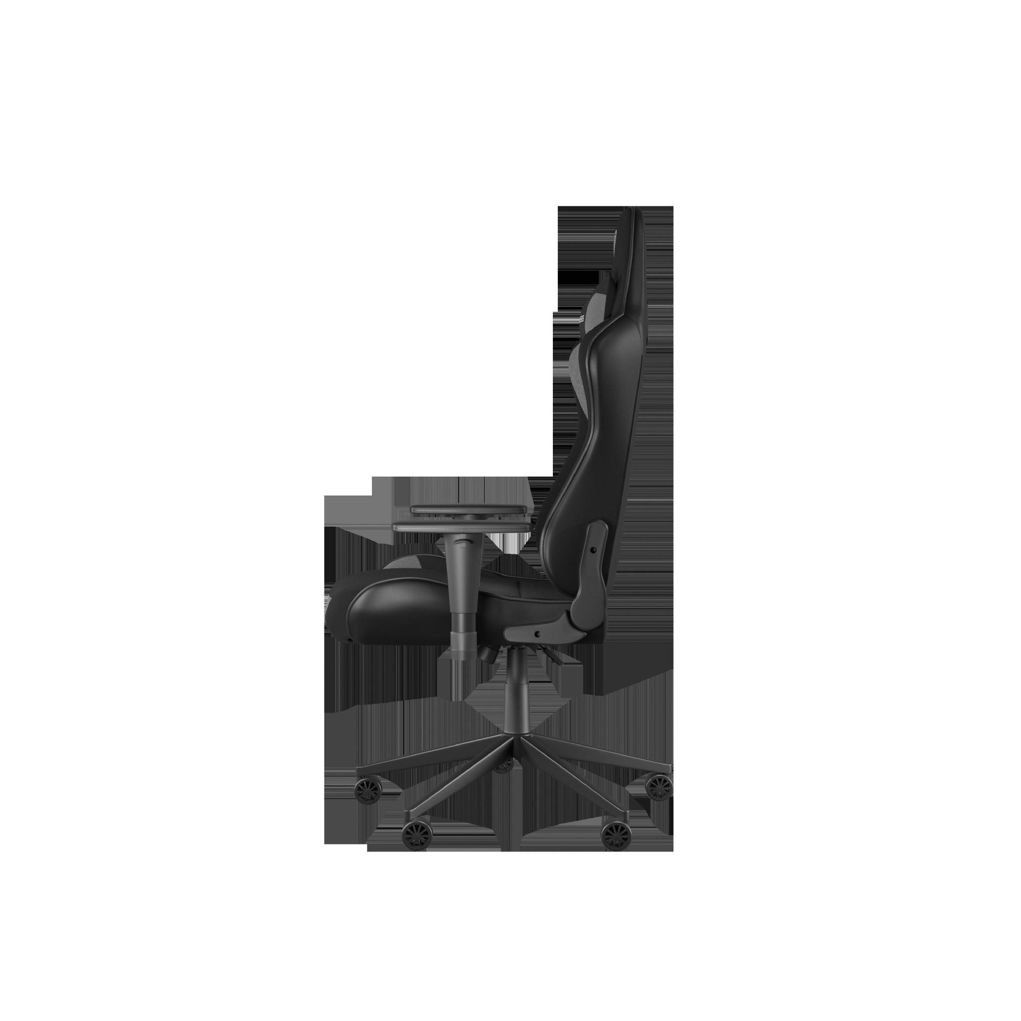 Silla de gaming negra en vista de perfil, sobre un fondo blanco, con ruedas visibles.