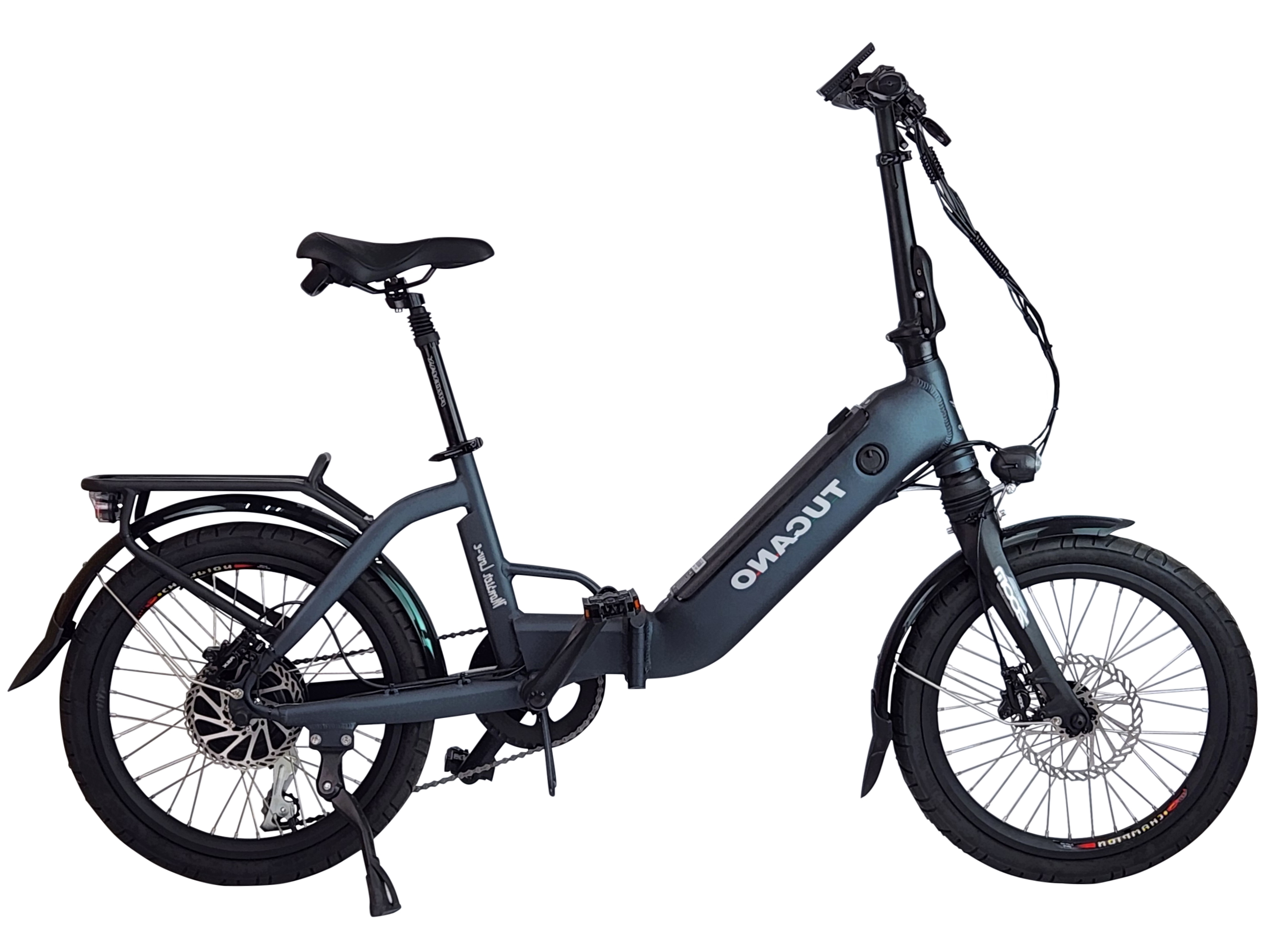 E-bike Tucano gris. Llantas gruesas, portaequipajes trasero, luces. Marco plegable. Asiento negro.