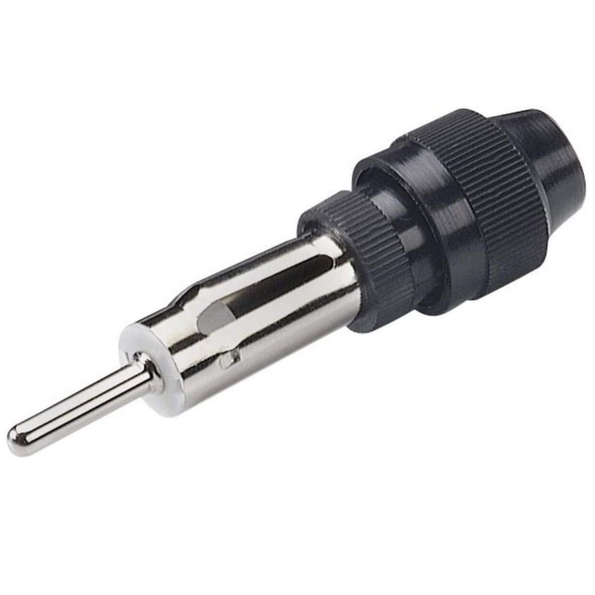 Ein Autoantennenadapter mit metallischem silbernen Stecker und schwarzem Kunststoffkörper.