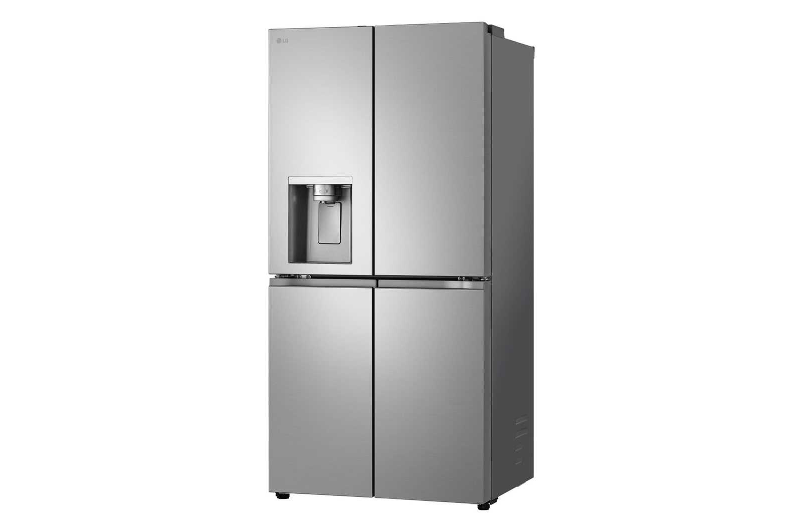 Ein silberner LG-Kühlschrank mit vier Türen, einem Wasserspender und einem schlanken, modernen Design.