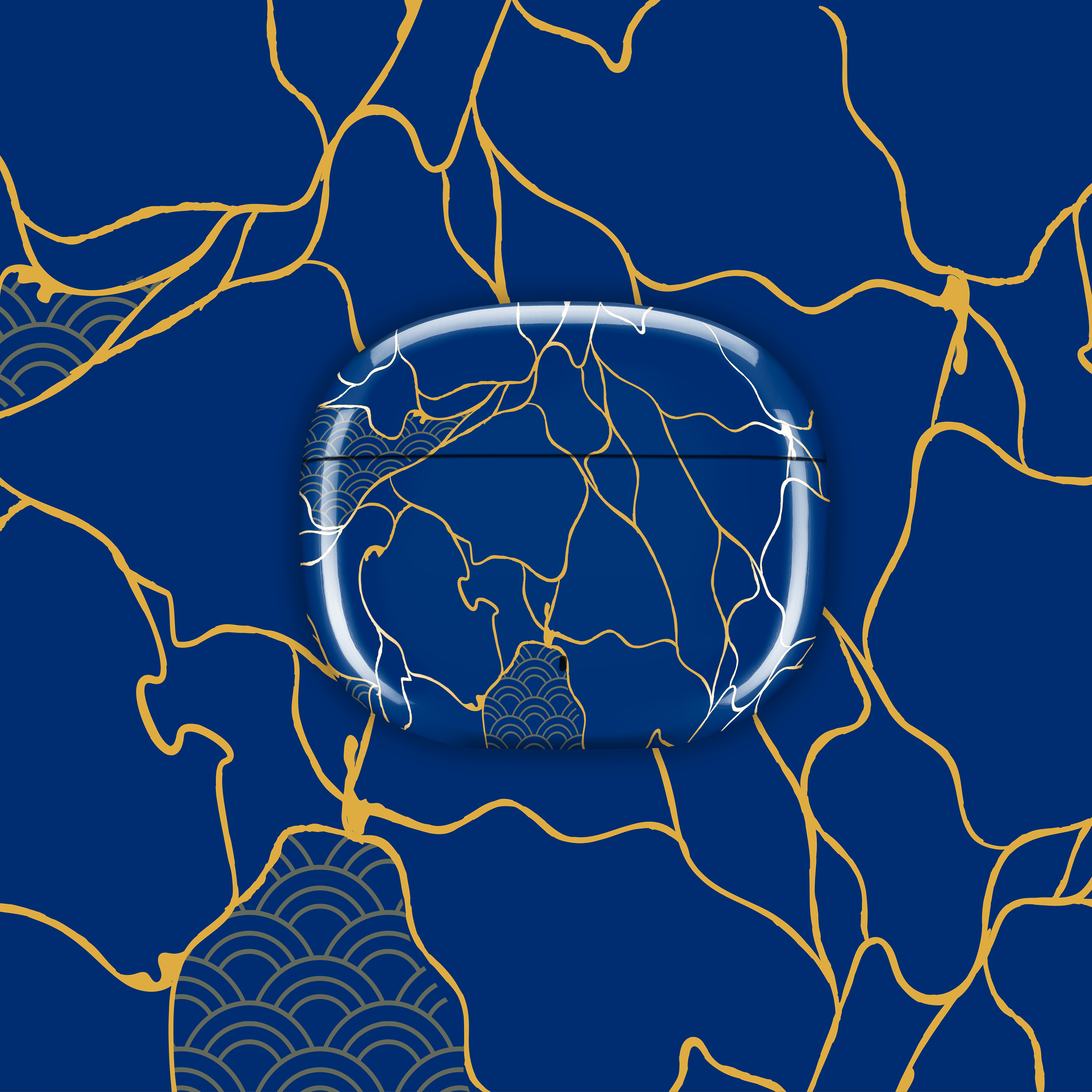 Blaue Hülle mit goldenen Mustern auf blauem Hintergrund, die an Kintsugi-Kunst erinnert. Für Ohrhörer.