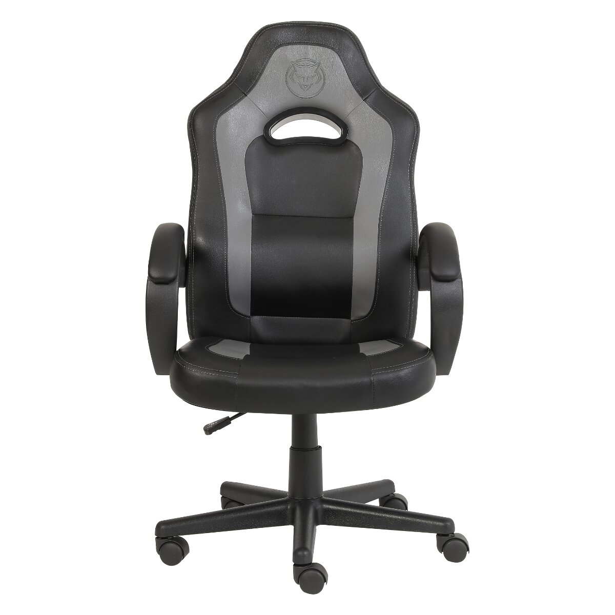 Schwarzer und grauer Gaming-Stuhl, Vorderansicht. Er hat eine hohe Rückenlehne, Armlehnen und eine Fünf-Sterne-Basis mit Rädern.
