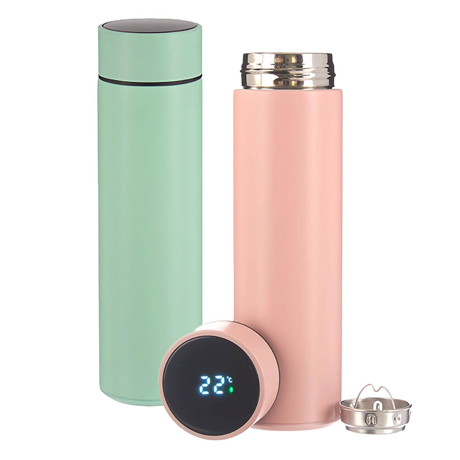 Dos botellas de agua aisladas, una verde, otra rosa, con una pantalla digital que muestra 22 grados.