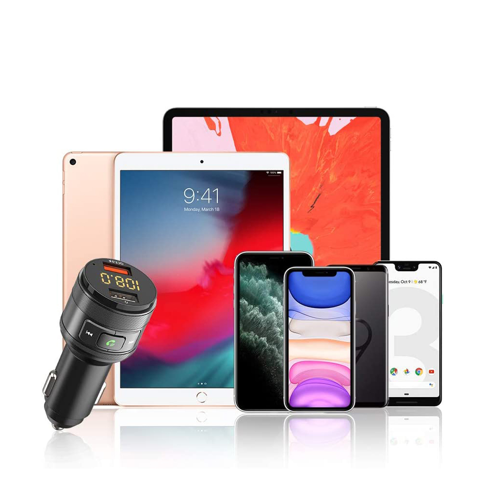 Eine Sammlung von Tablets und Smartphones, mit einem Auto-Kit-Gerät im Vordergrund.