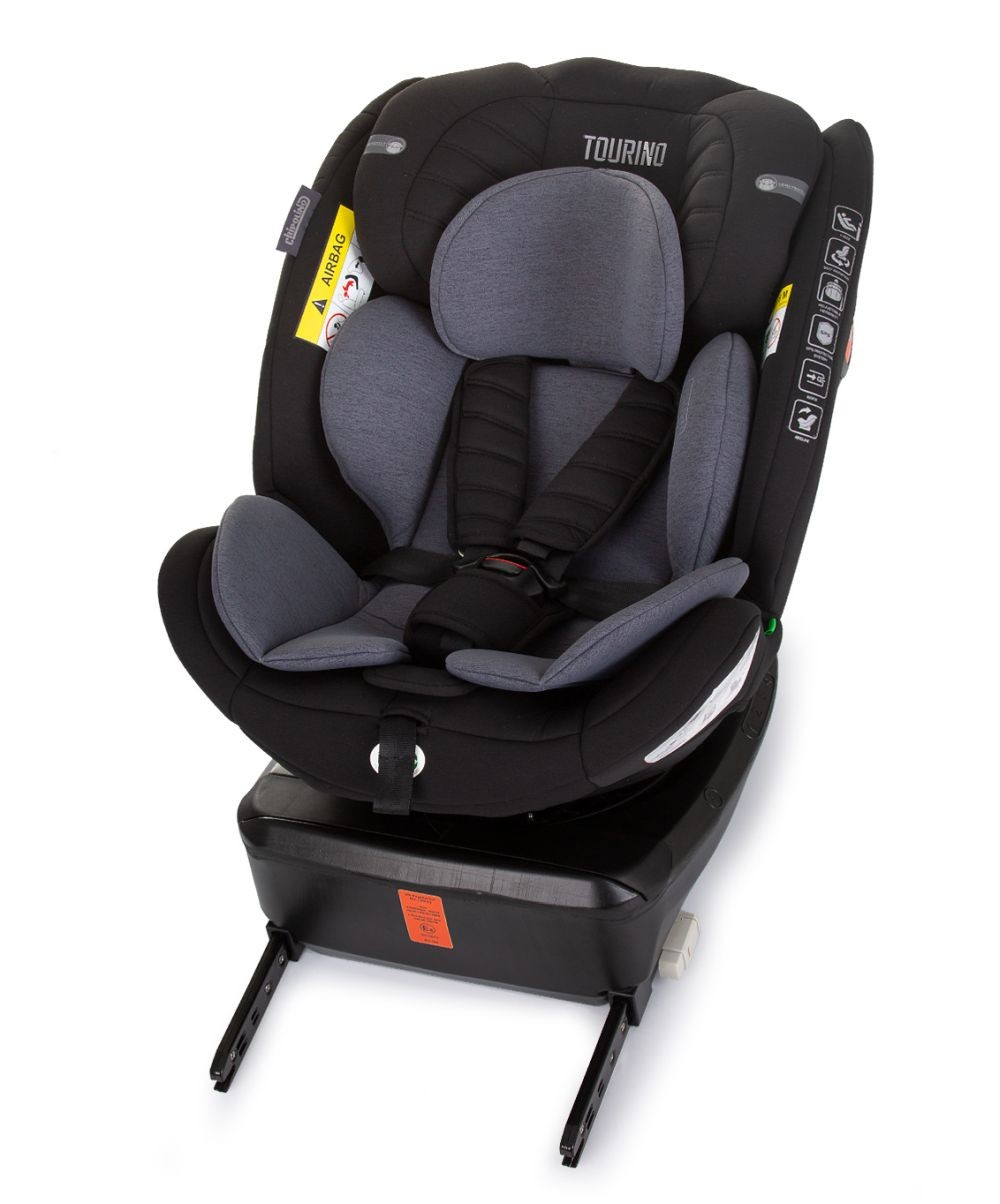 Schwarzer Autositz mit grauer Polsterung, Vorderansicht.