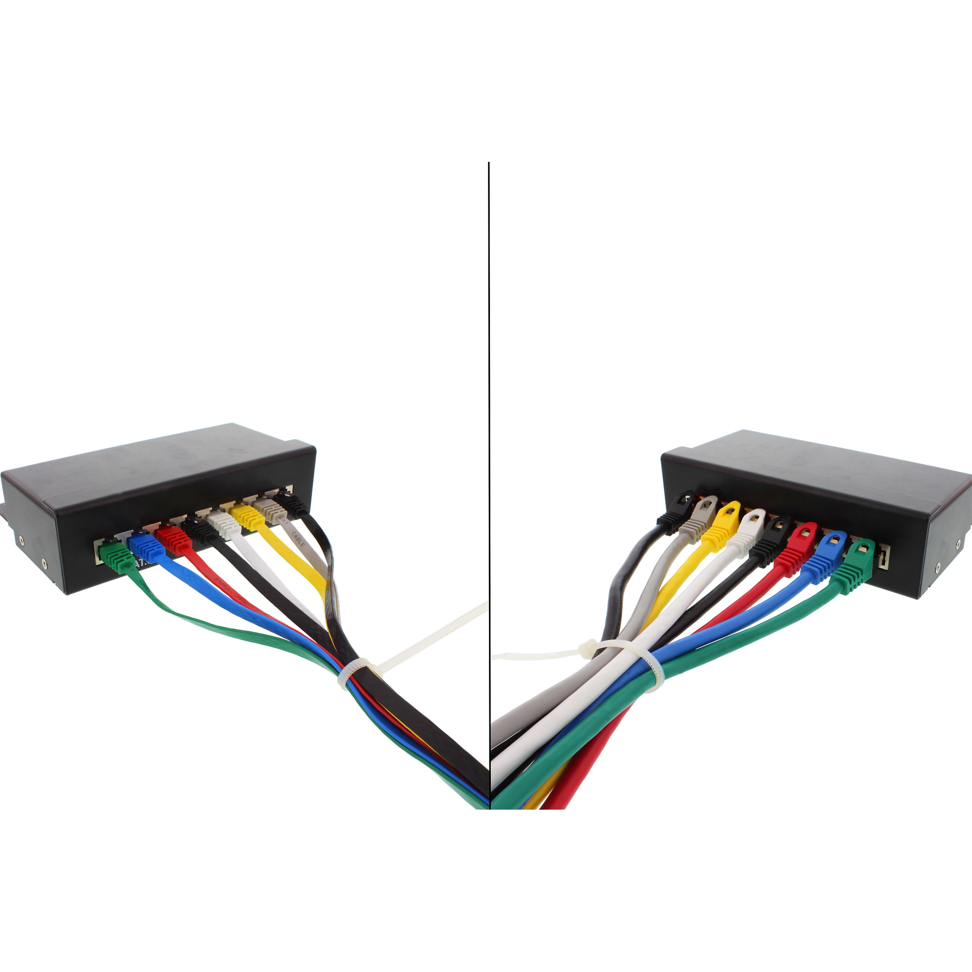 Deux boîtes noires avec des câbles réseau colorés connectés.