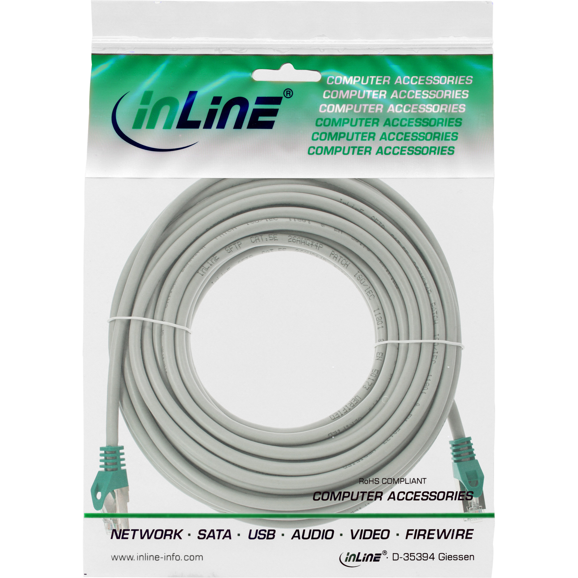Cavo di rete grigio con connettori verdi in sacchetto con testo accessori.