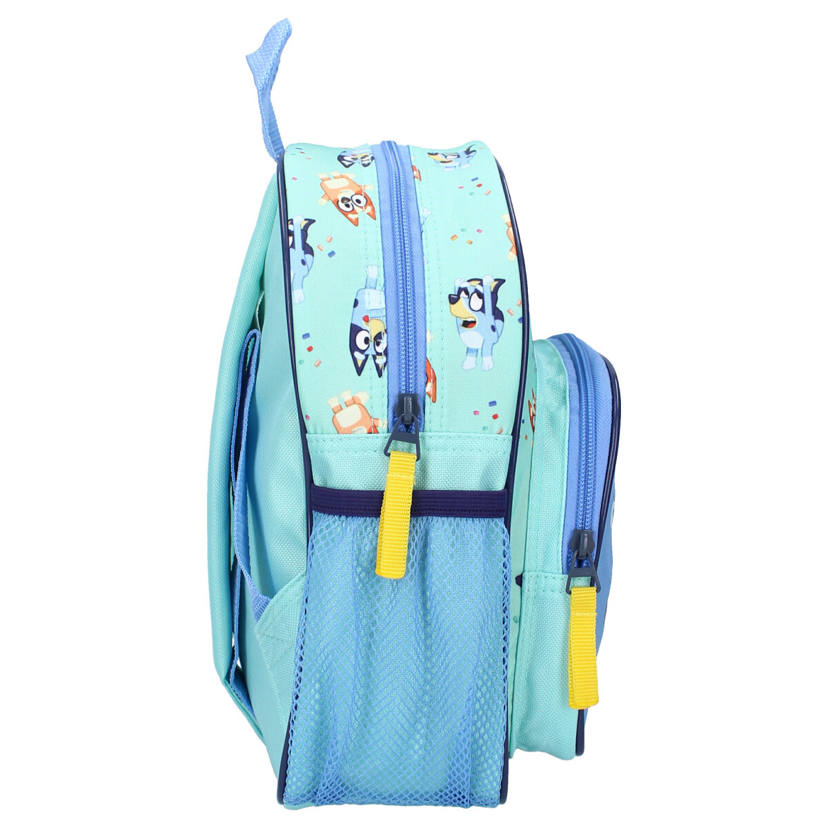 Ein hellblauer Rucksack mit Zeichentrickfiguren, Seitentaschen und einem blauen Reißverschluss.