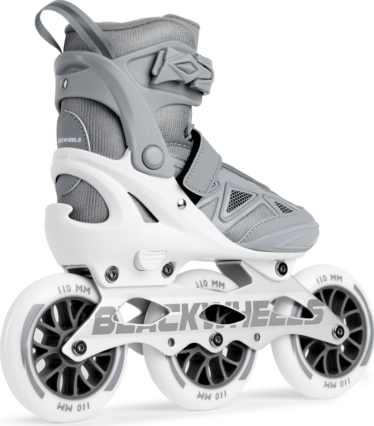 Inline-Skates. Weiß und grau. Drei Räder. BlackWheels-Logo.