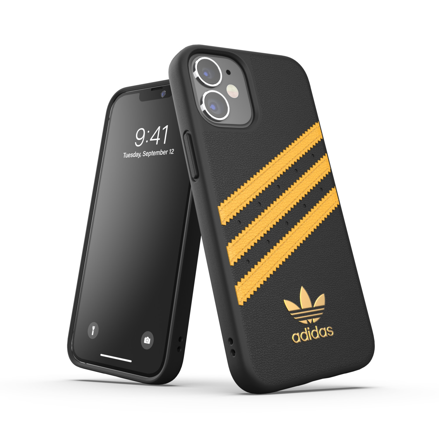Un telefono in una custodia Adidas. La custodia è nera con strisce dorate e logo. Il telefono è acceso.