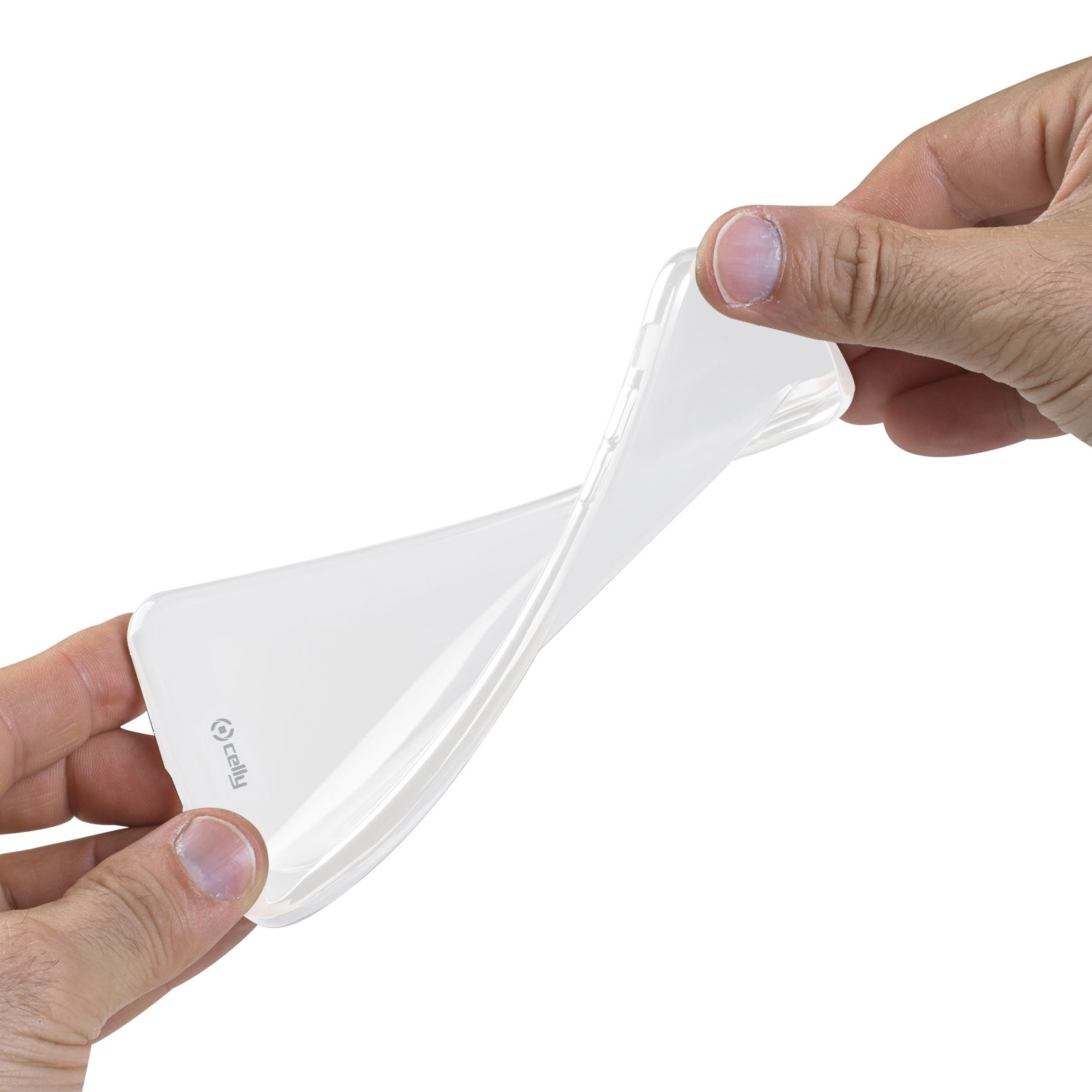 Hände halten eine transparente Handyhülle und biegen sie.