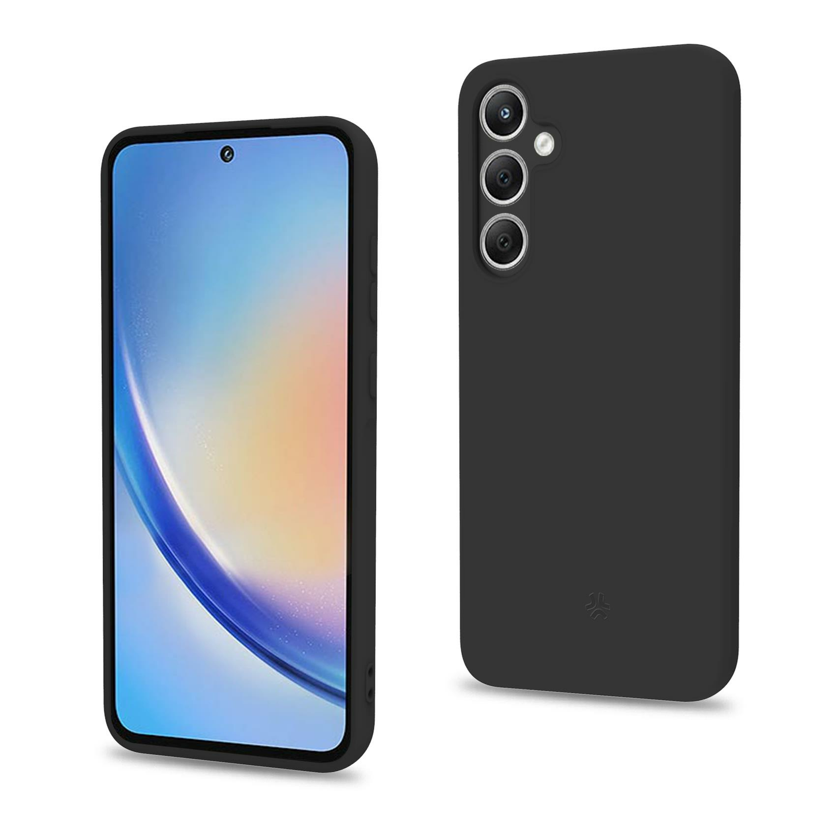 Smartphone nero con custodia nera. La custodia ha tre fori per la fotocamera. Sfondo bianco.