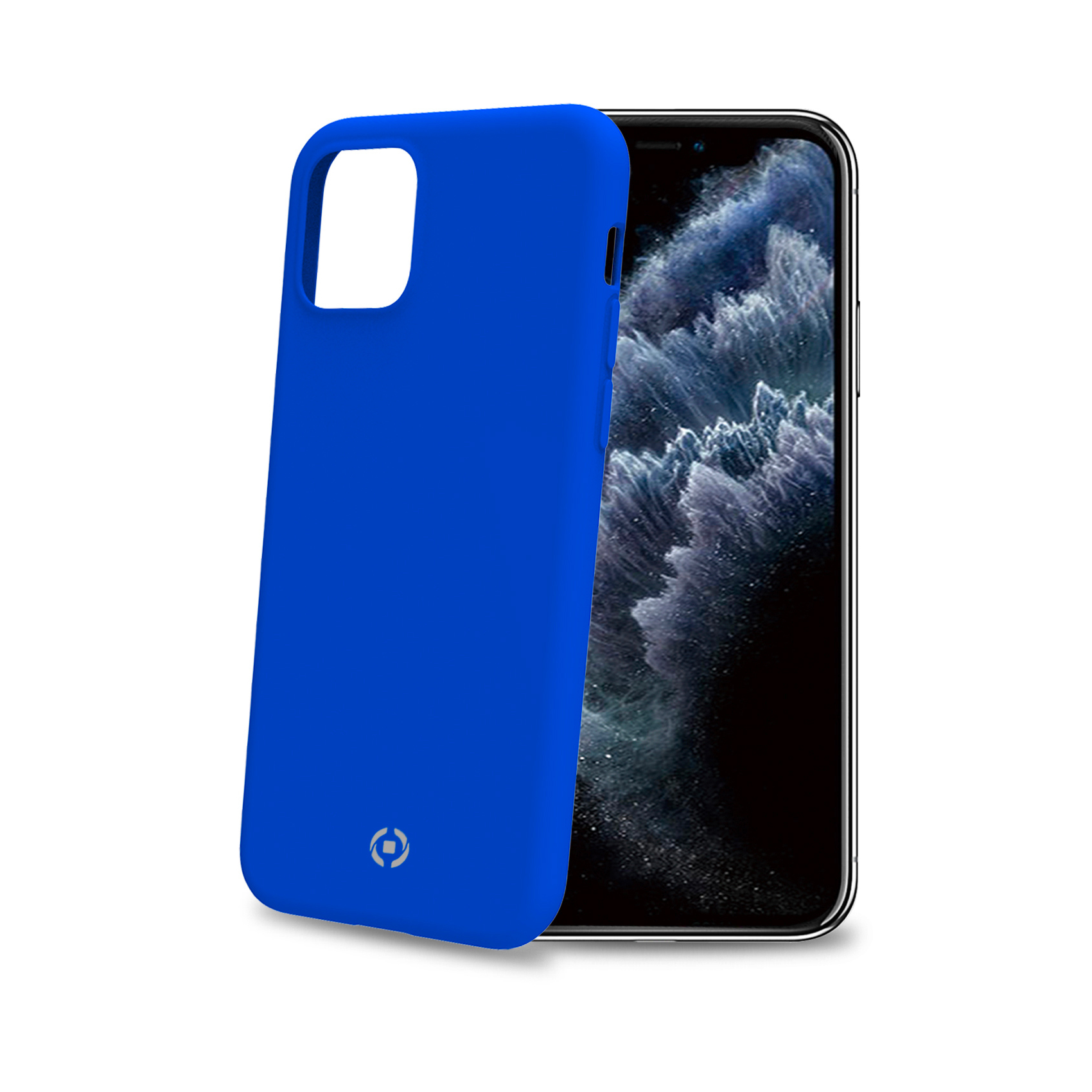 Blaue Handyhülle neben einem Telefon. Das Telefon zeigt ein dunkles Bild.