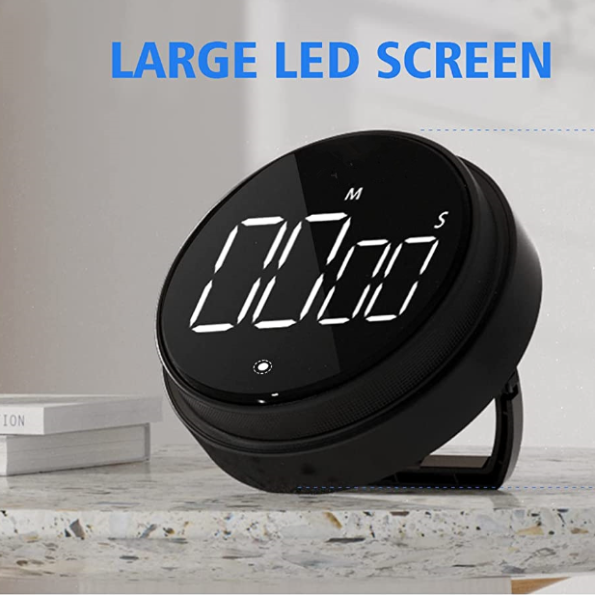 Ein schwarzer Timer mit großem LED-Display, der Ziffern und Tasten für die Zeit anzeigt.