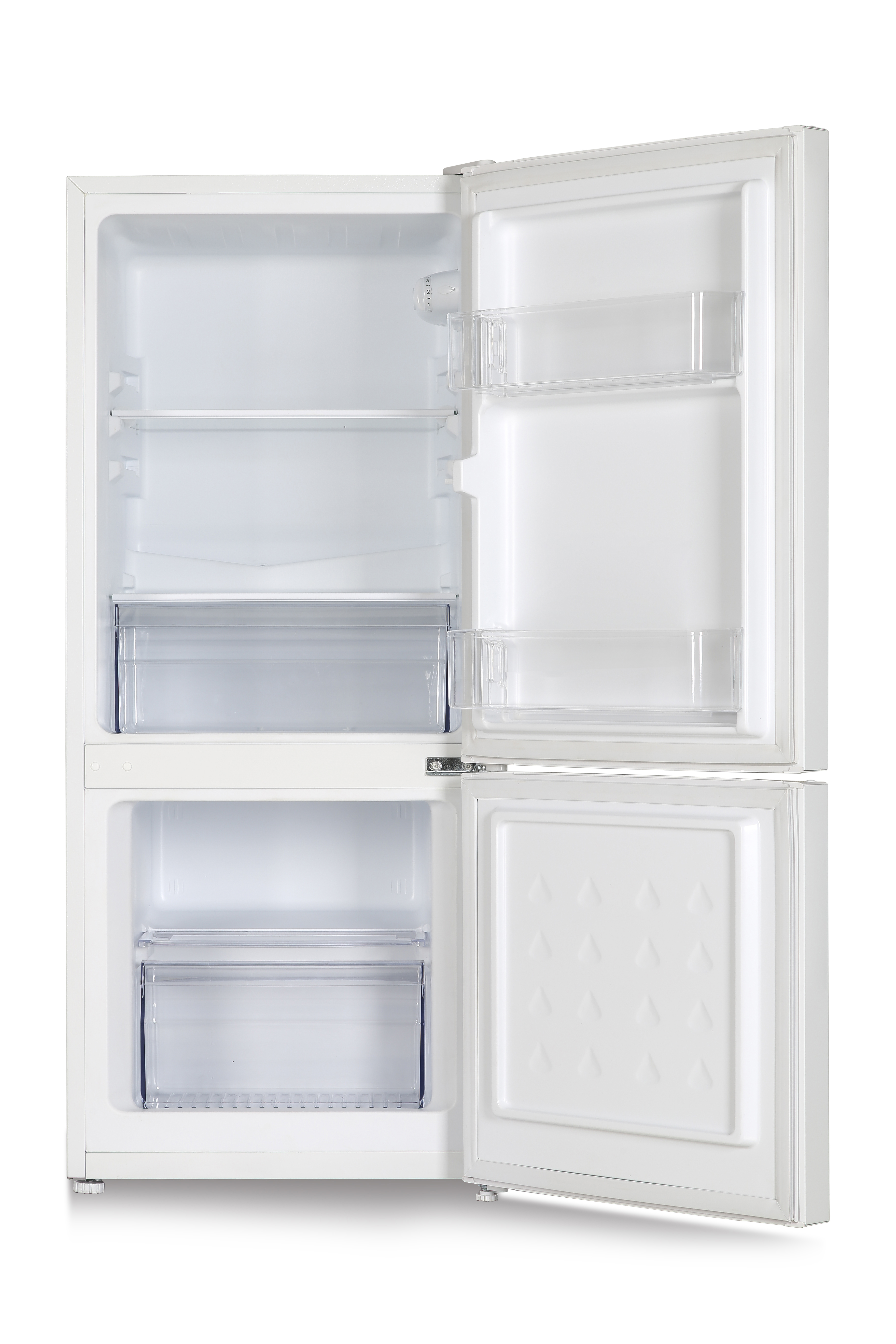 Weißer Kühlschrank mit zwei geöffneten Türen. Innen befinden sich Regale, Schubladen und Stauraum.