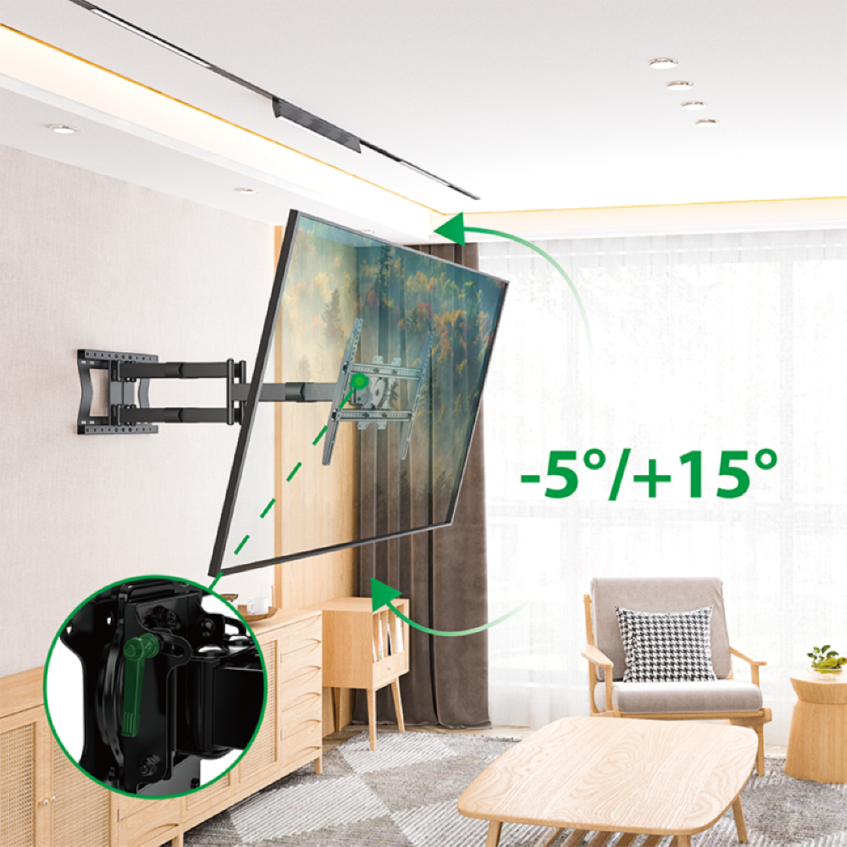 Tv aan muur, schuin. Groene pijlen tonen -5/+15 graden rotatie. Houten kast en stoel in kamer.