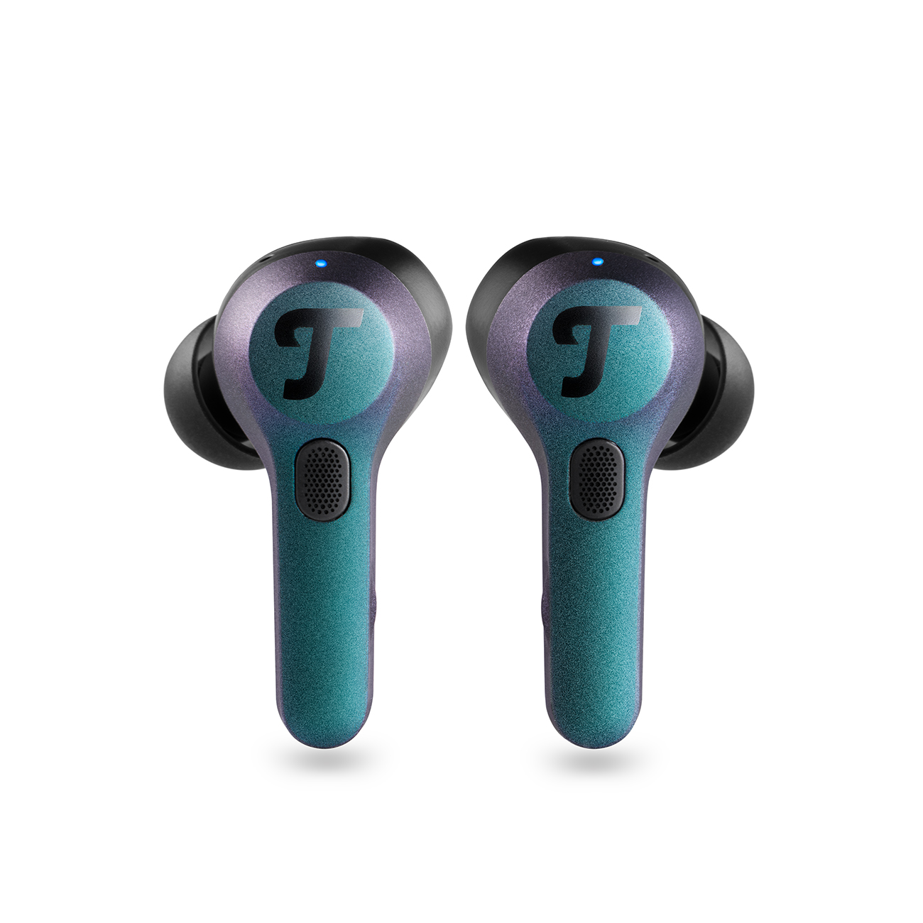 Dwa turkusowo-fioletowe słuchawki. Każdy ma czarne logo 'T'. Białe tło.