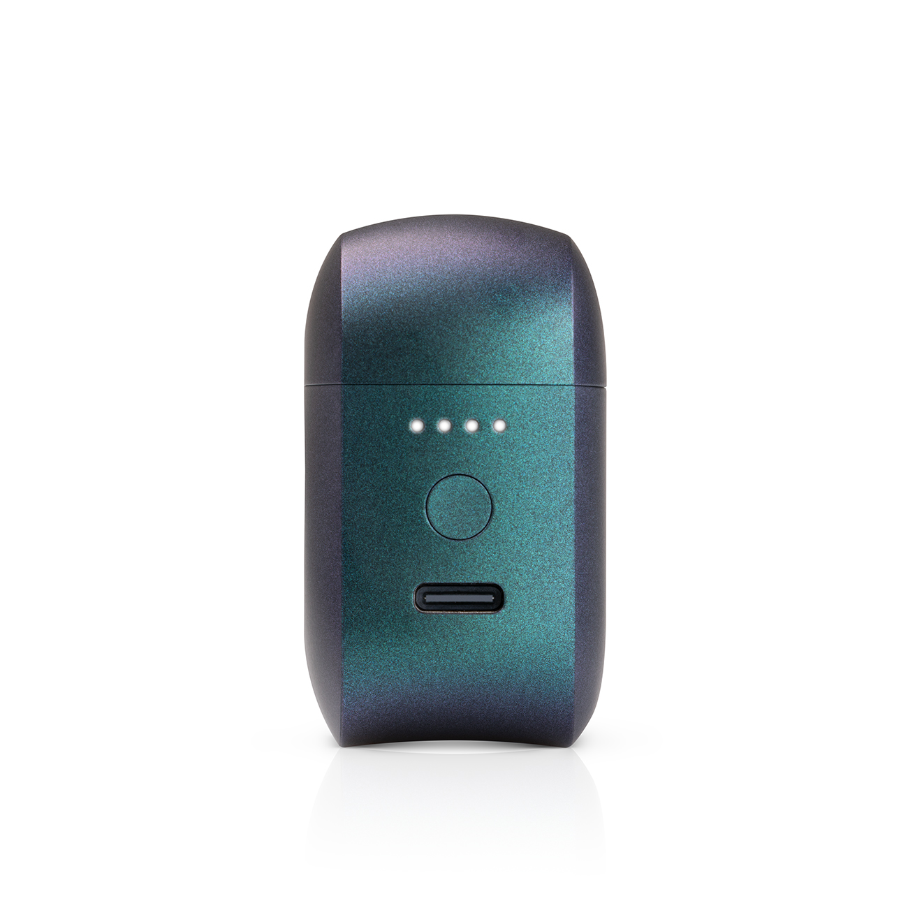 Zamknięte etui ładujące z gradientem w kolorze turkusowym i fioletowym. Posiada przycisk, 3 kontrolki i port USB-C. Białe tło.