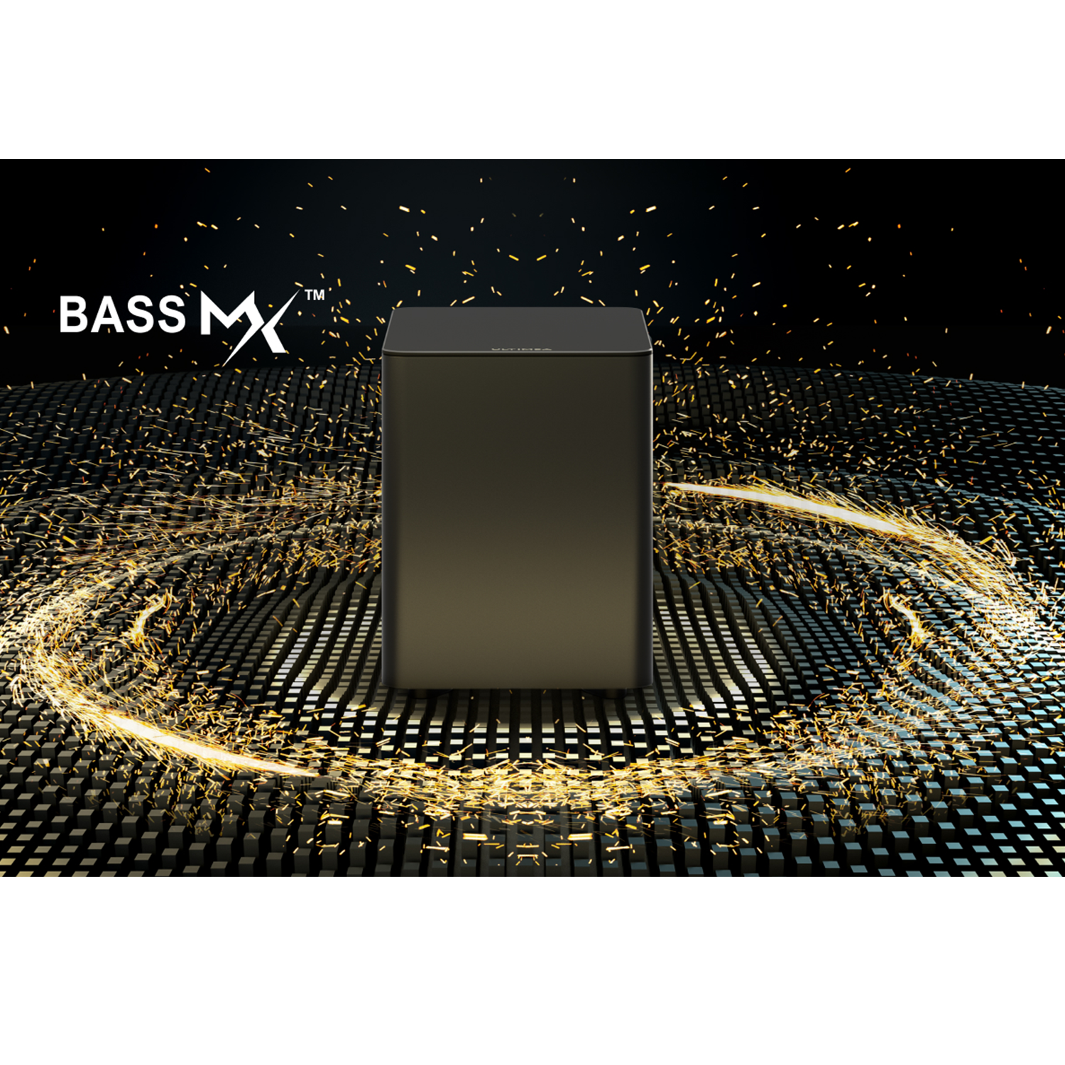 Un subwoofer negro con el logotipo BassMX. El diseño enfatiza graves profundos y calidad de sonido inmersiva.