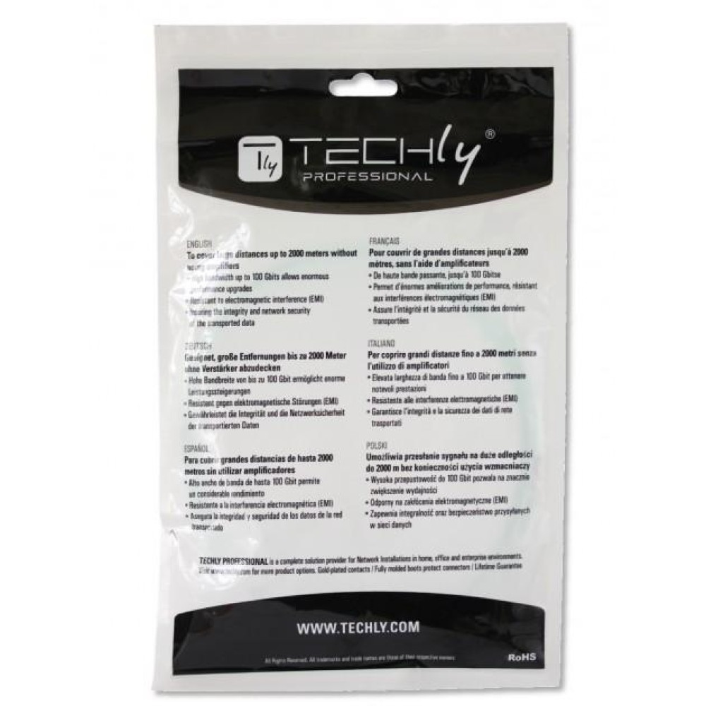 Confezione di cavi Techly bianchi e neri con testo. Lo sfondo è bianco.
