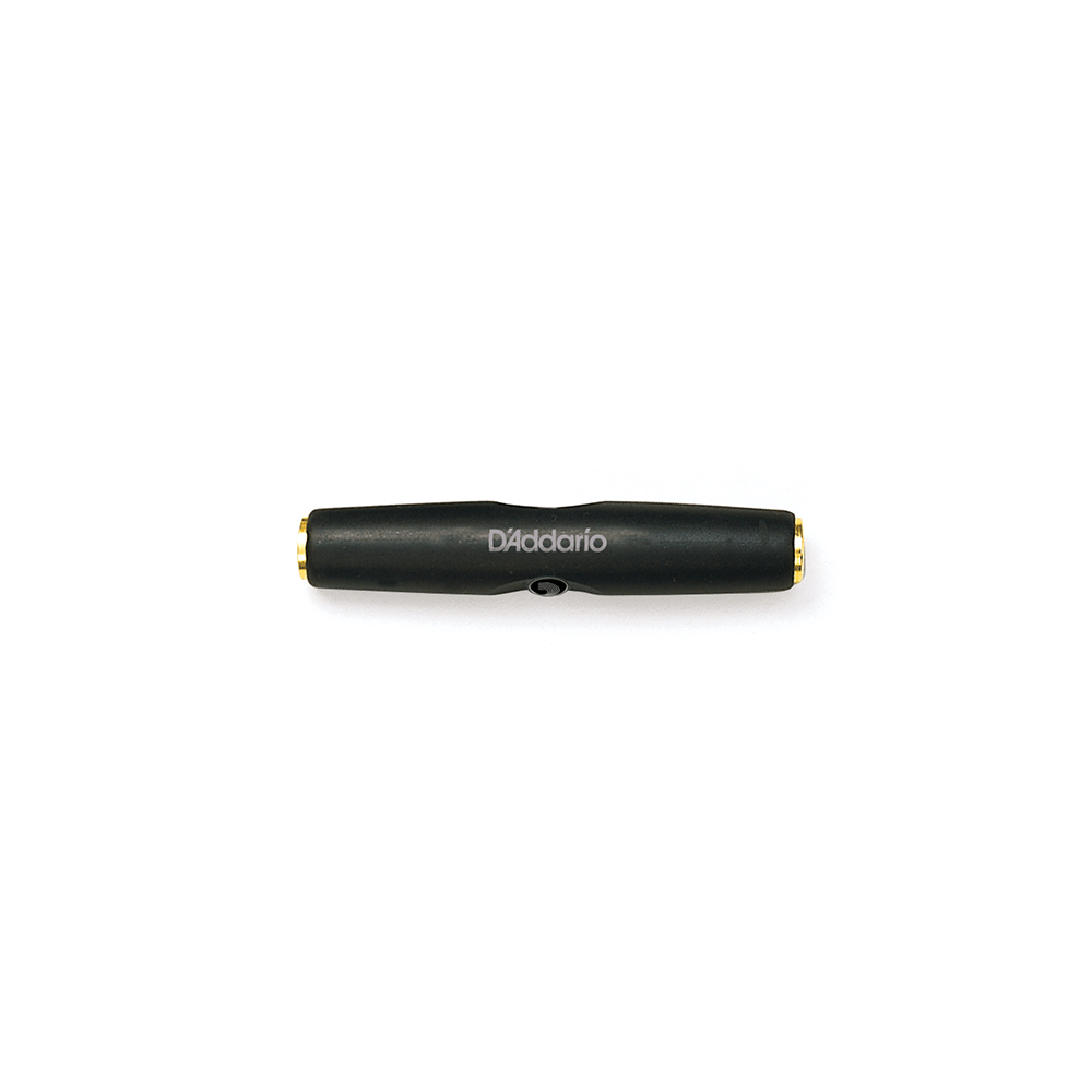 Adattatore D'Addario nero su bianco. Ha le estremità dorate.