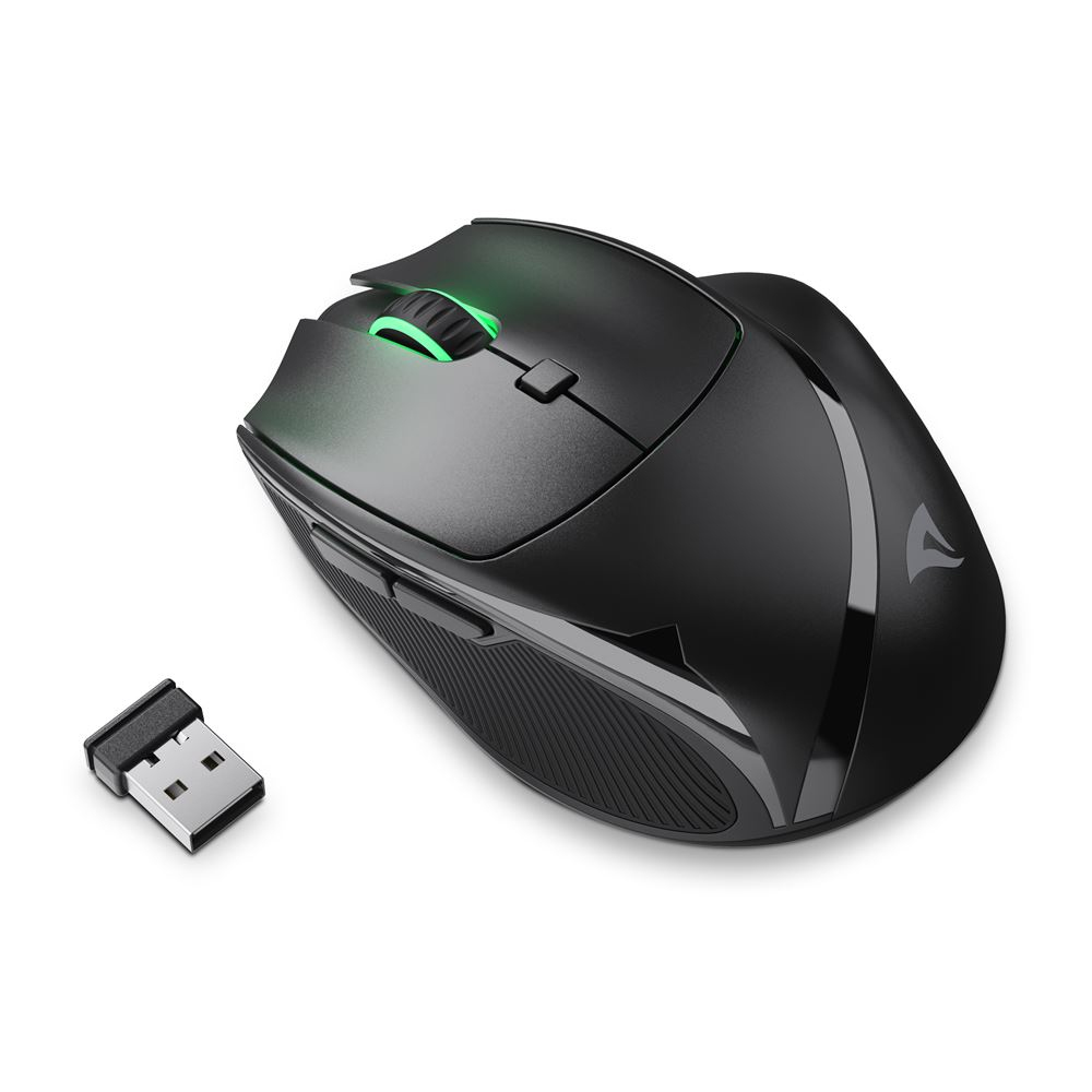 Schwarze kabellose Maus mit USB-Empfänger auf weißem Untergrund. Die Maus hat grüne Akzente.