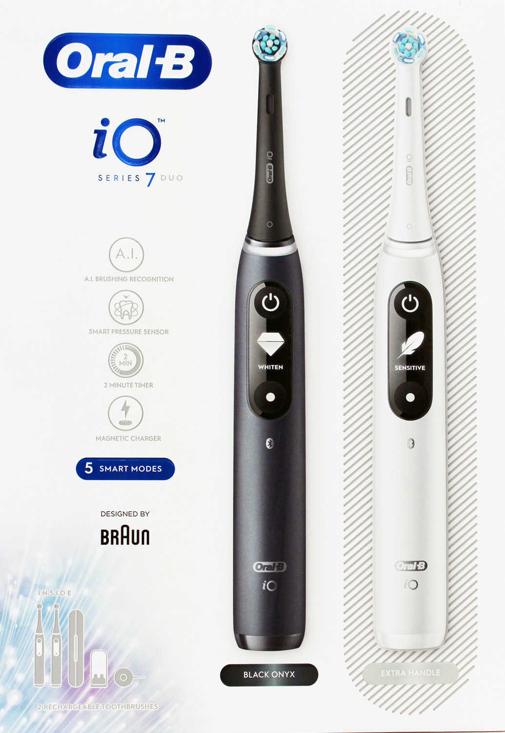 Caja de cepillos de dientes eléctricos Oral-B iO Series 7 Duo. Cepillos de dientes negros y blancos sobre fondo blanco.