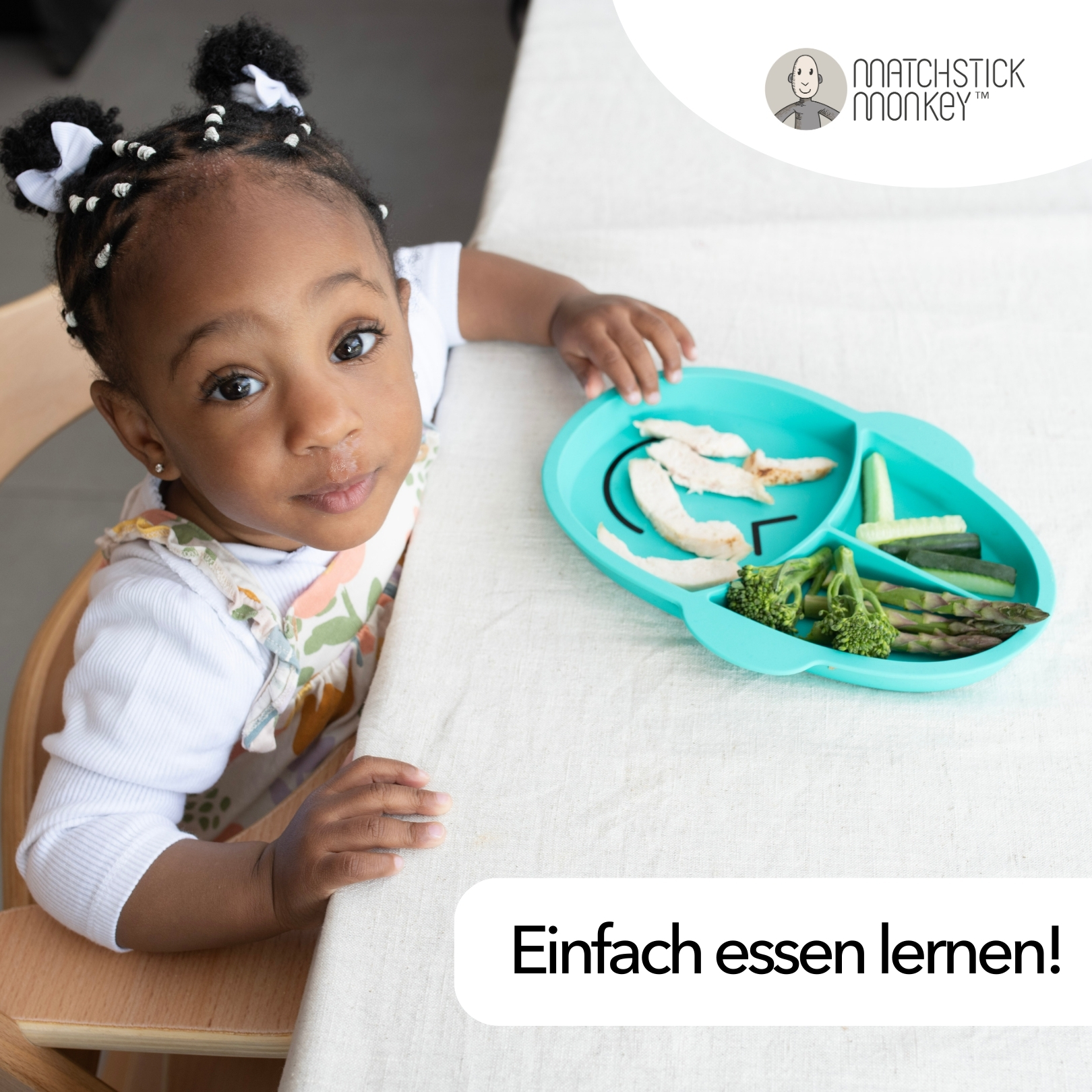 Ein Kleinkind mit blauem Teller Essen, schaut hoch. Text: 'Einfach essen lernen!'