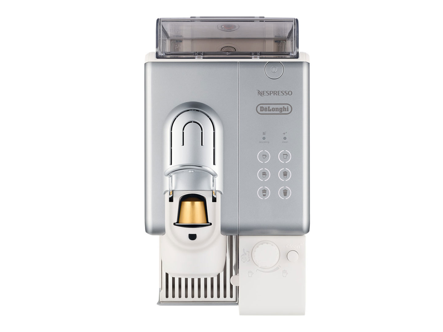 Eine silberne Nespresso DeLonghi Kaffeemaschine. Sie hat Knöpfe und einen Kapselhalter.