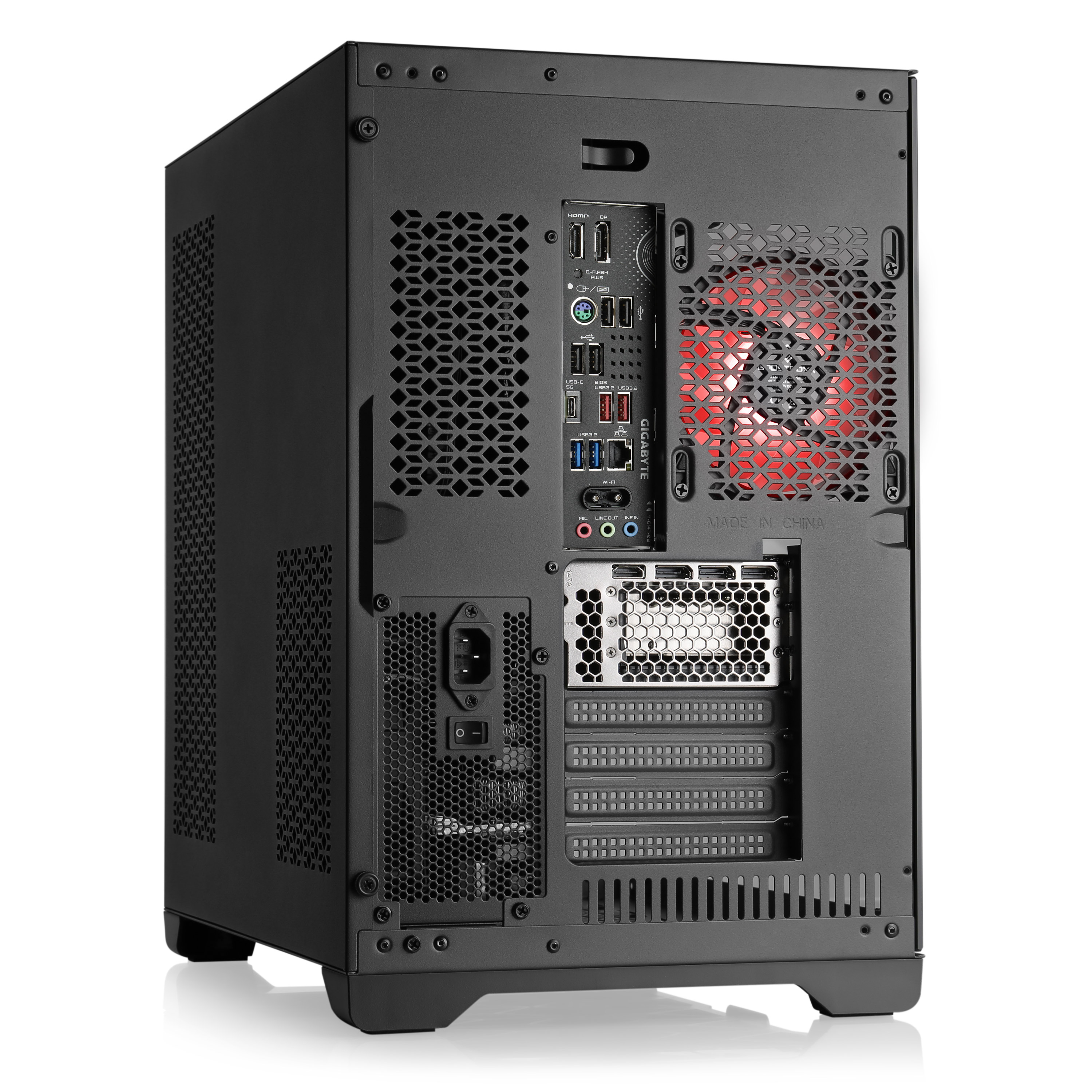 Vue arrière d'un boîtier PC noir avec un ventilateur rouge et divers ports.