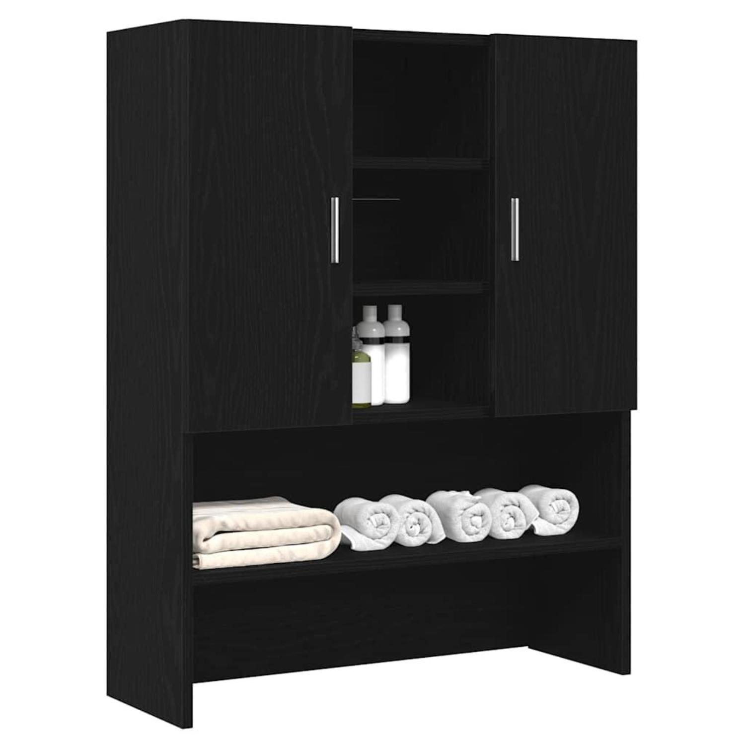 Schwarzer Schrank mit Türen, Regalen und gerollten Handtüchern.