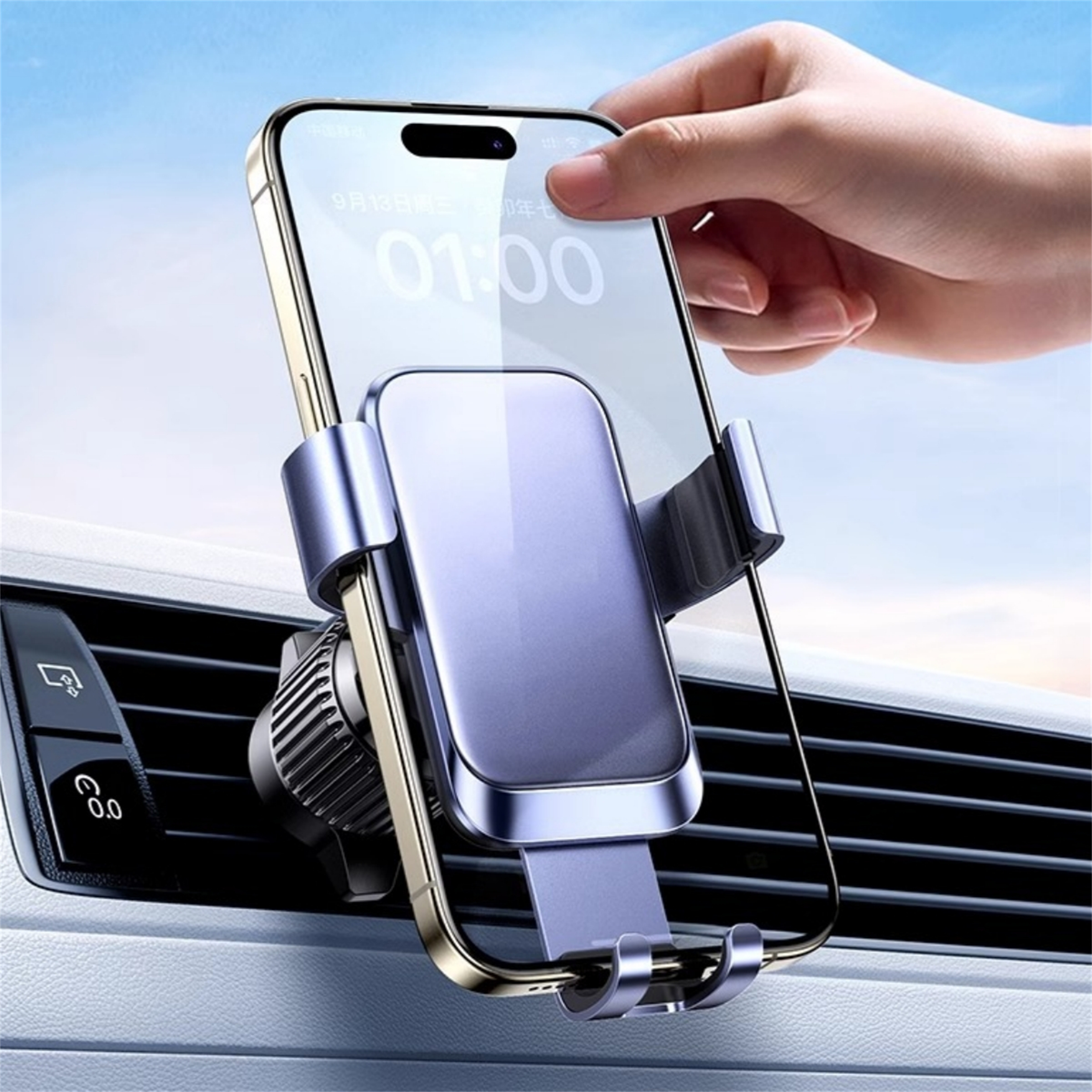 Hand platziert Telefon in Autotelefonhalter, montiert an einer Lüftungsöffnung.