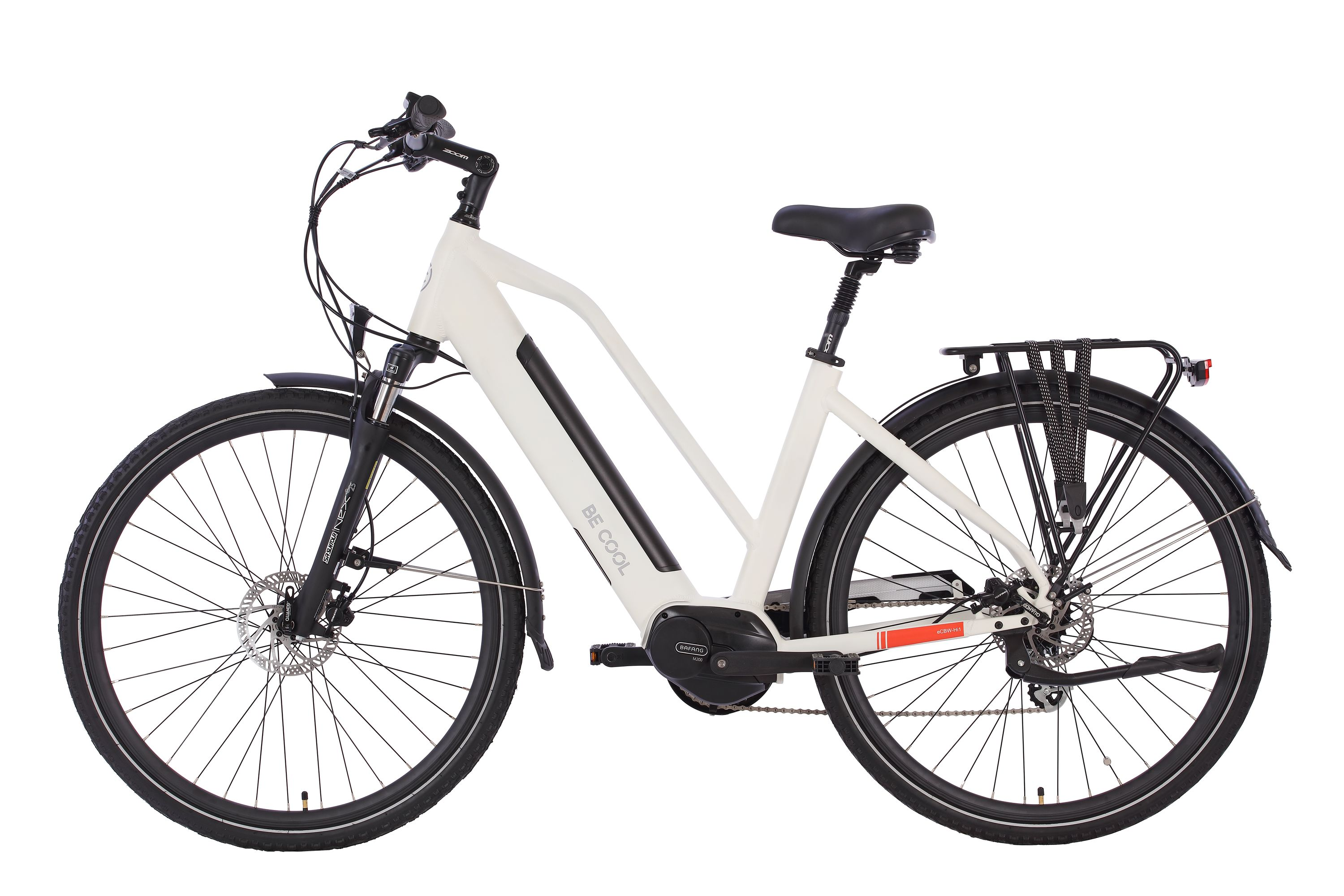 Weißes Elektrofahrrad mit schwarzen Reifen. Das Fahrrad hat einen Gepäckträger und einen Sitz.
