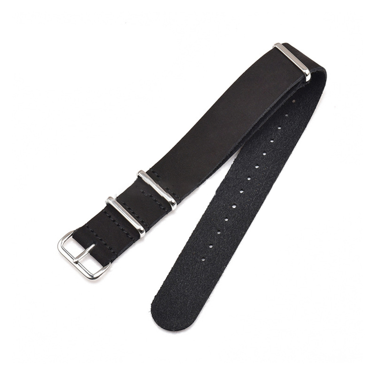 Cinturino in pelle nera con fibbia su sfondo bianco.