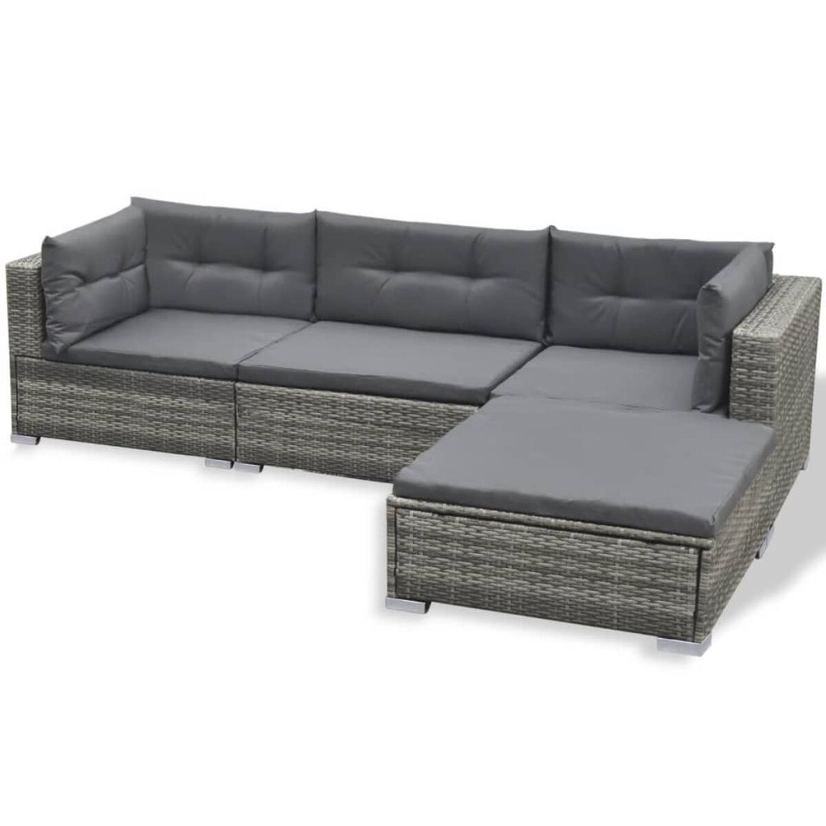 Graues Rattan-Sofagarnitur mit Kissen, weißer Hintergrund.