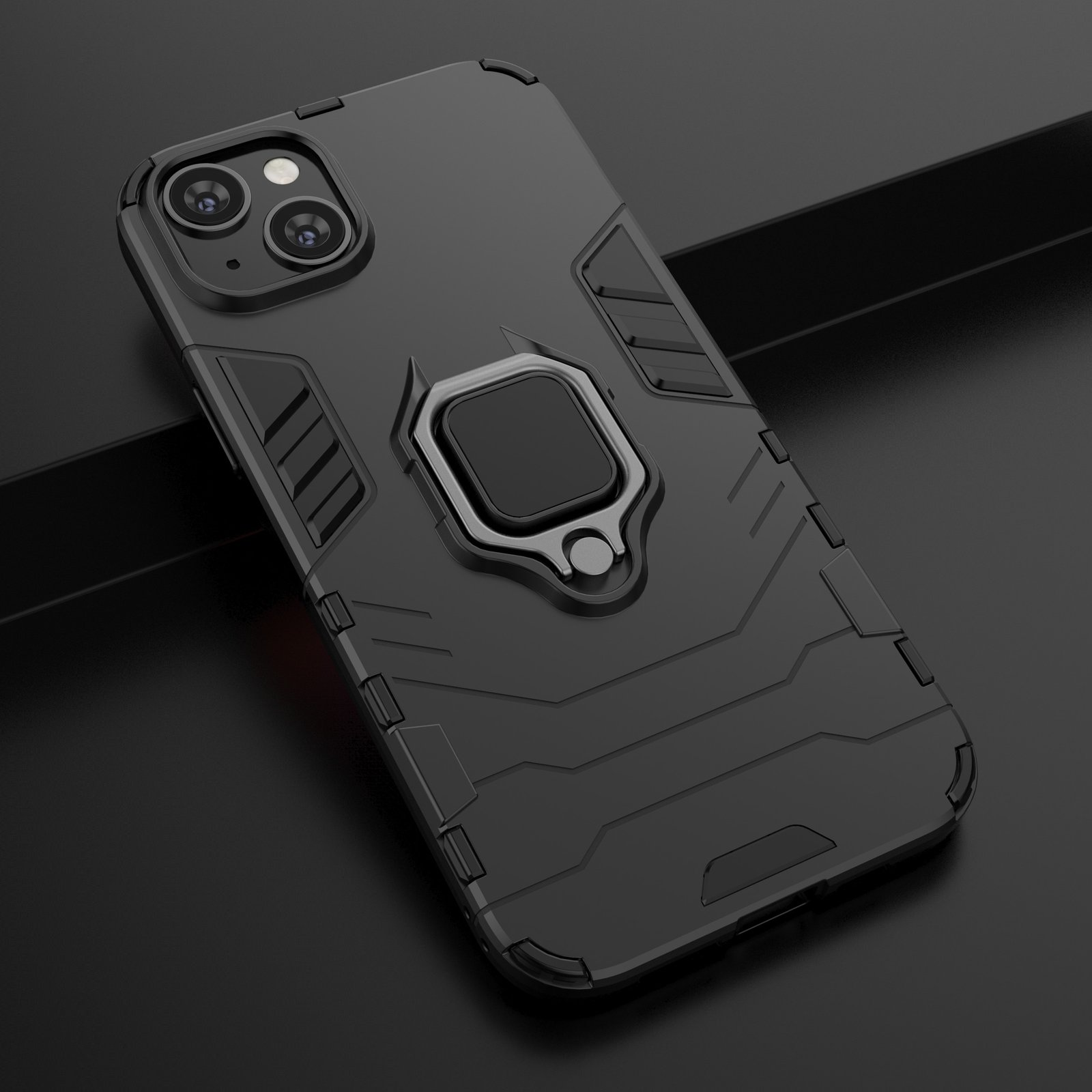 Funda negra para teléfono con soporte de anillo. Sobre superficie negra. Soporte plateado.