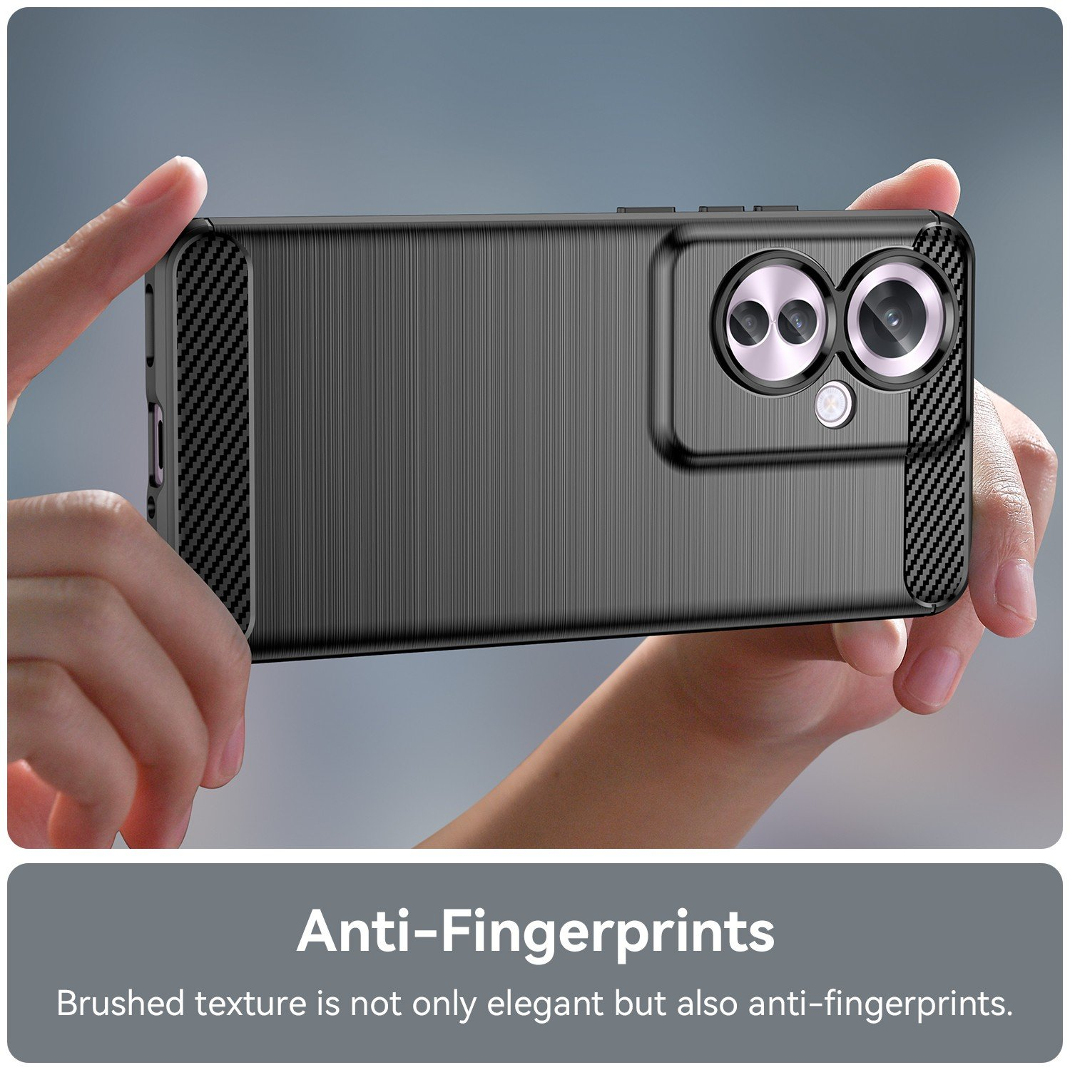 Manos sosteniendo un teléfono con funda gris oscura texturizada, texto: Anti-Fingerprints.